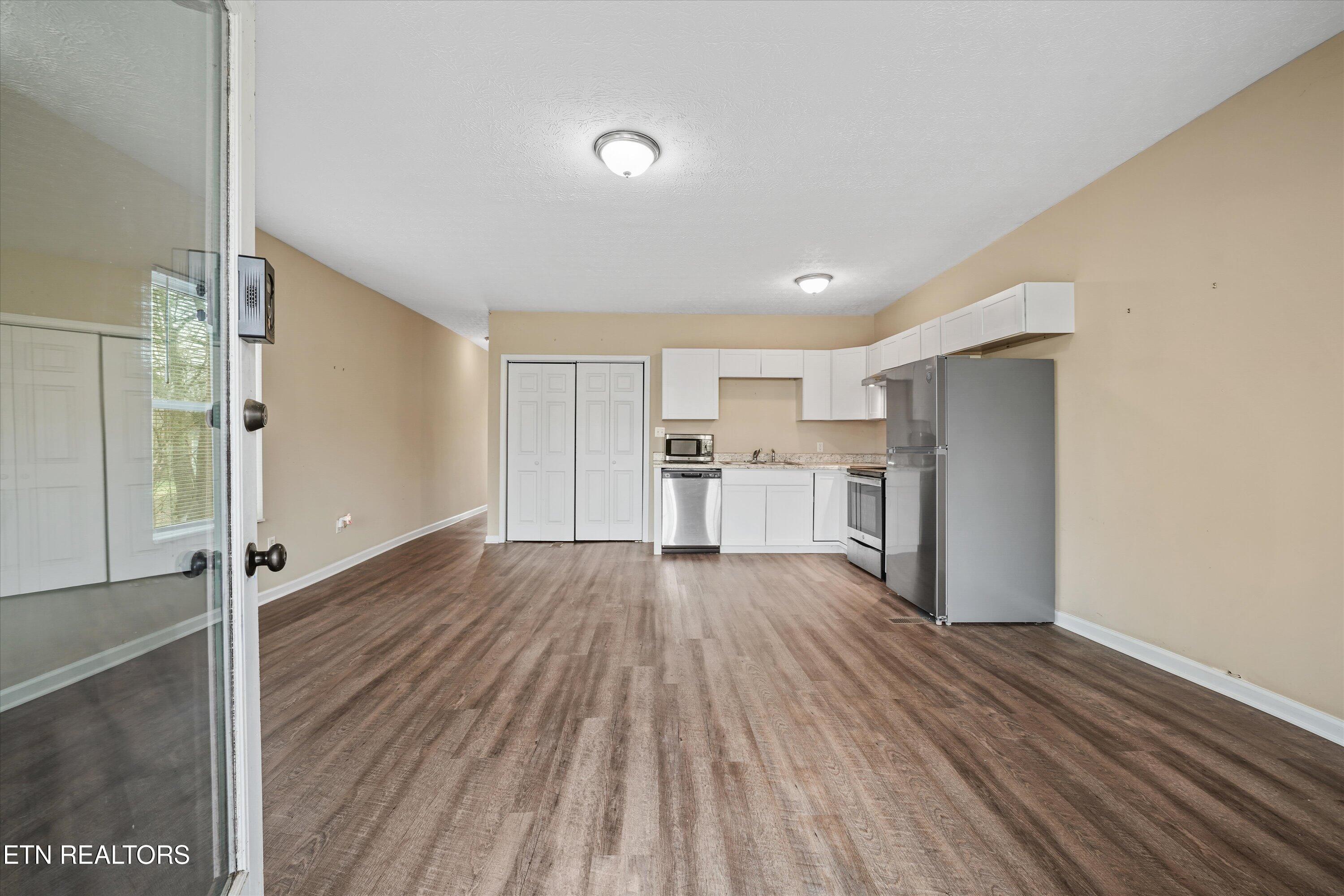 2417 Mentor Road Louisville TN 37777