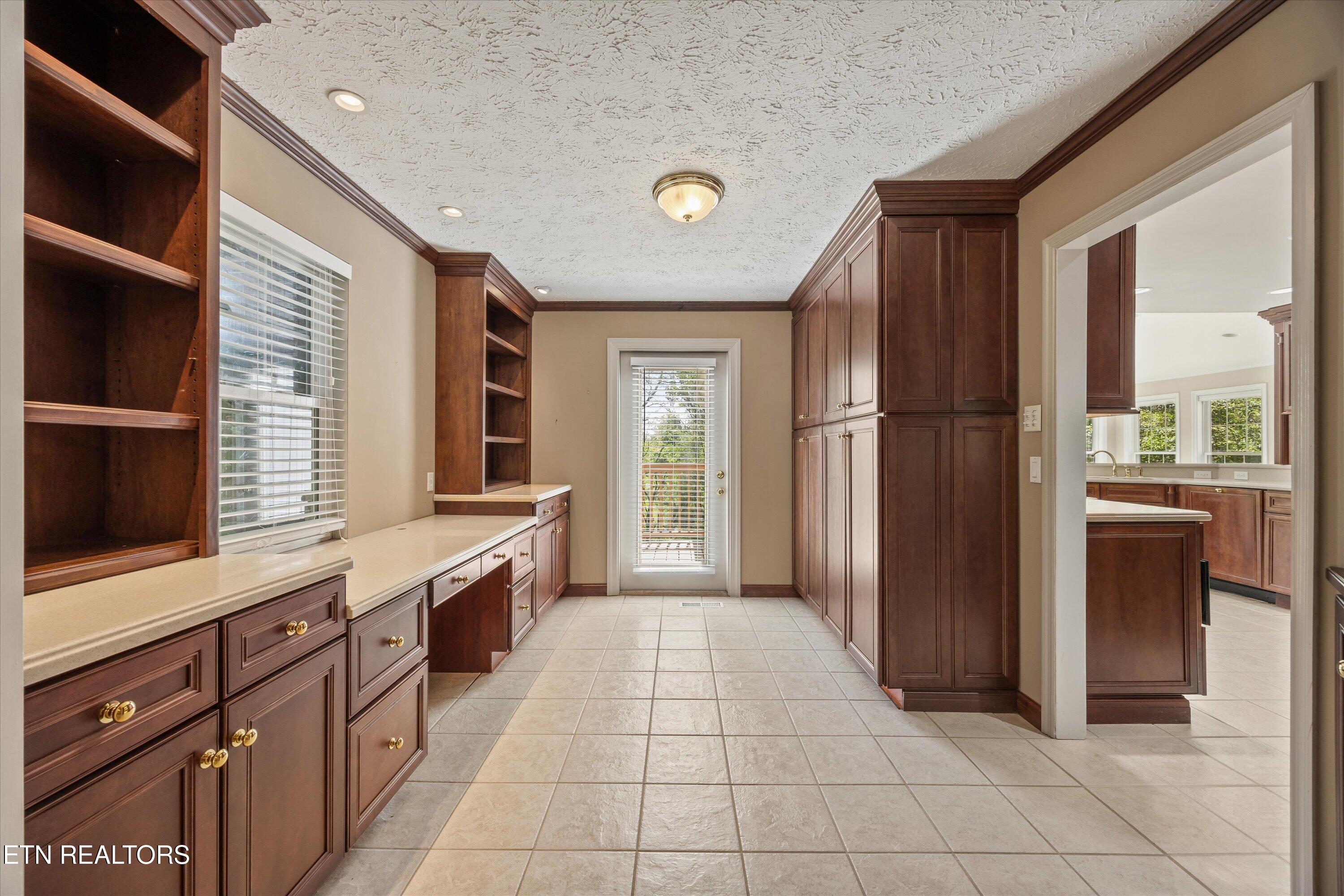 8904 Ormand Lane Knoxville TN 37923
