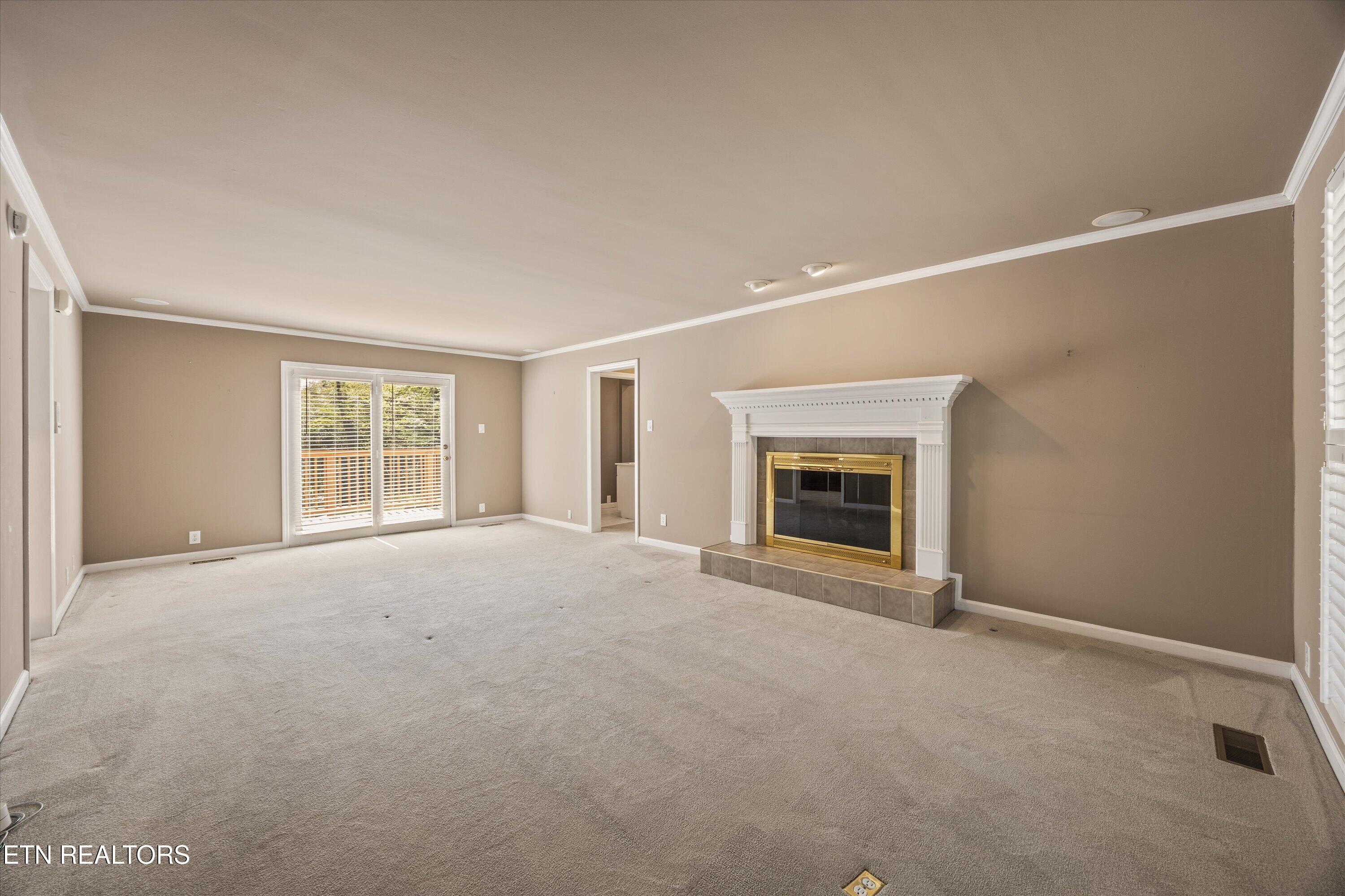 8904 Ormand Lane Knoxville TN 37923
