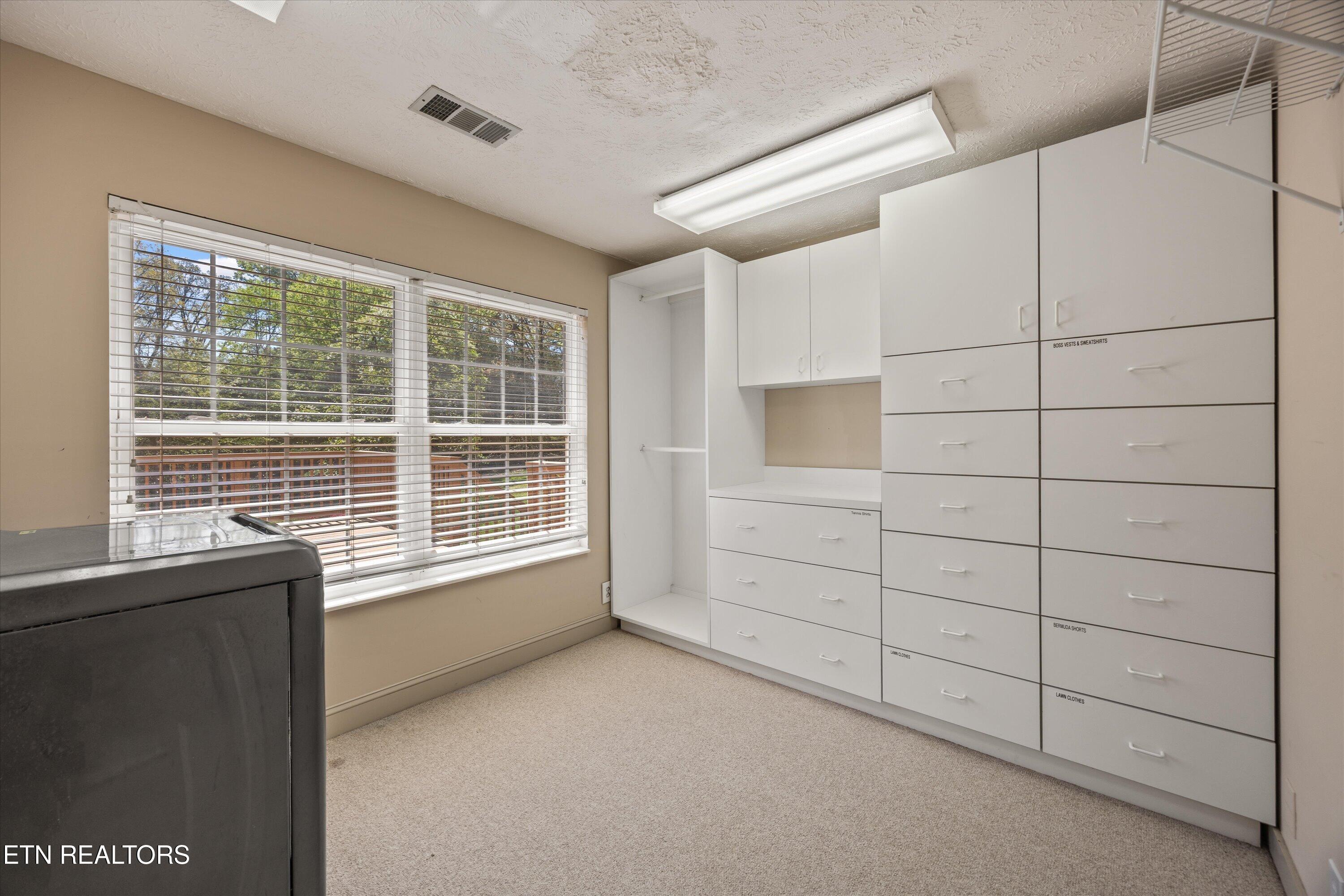 8904 Ormand Lane Knoxville TN 37923