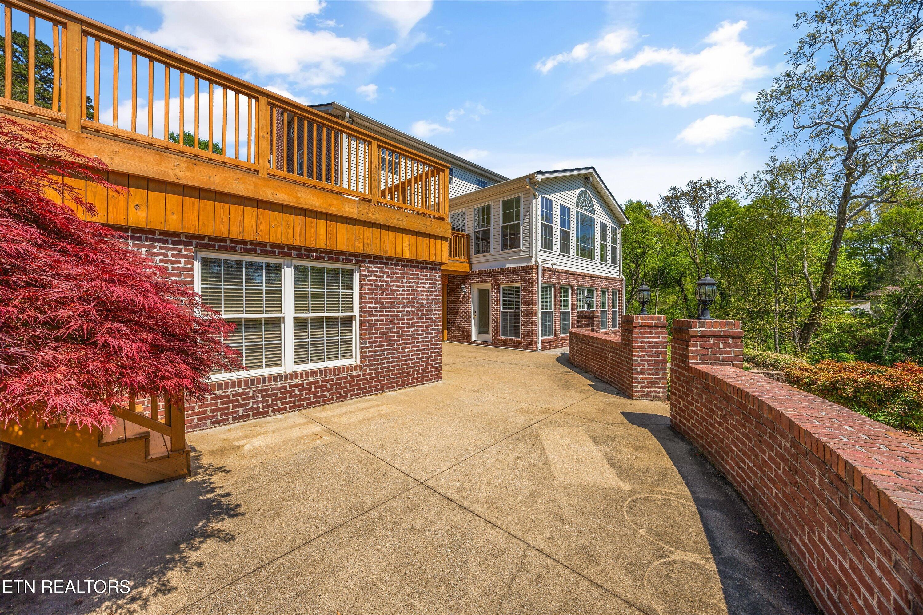 8904 Ormand Lane Knoxville TN 37923