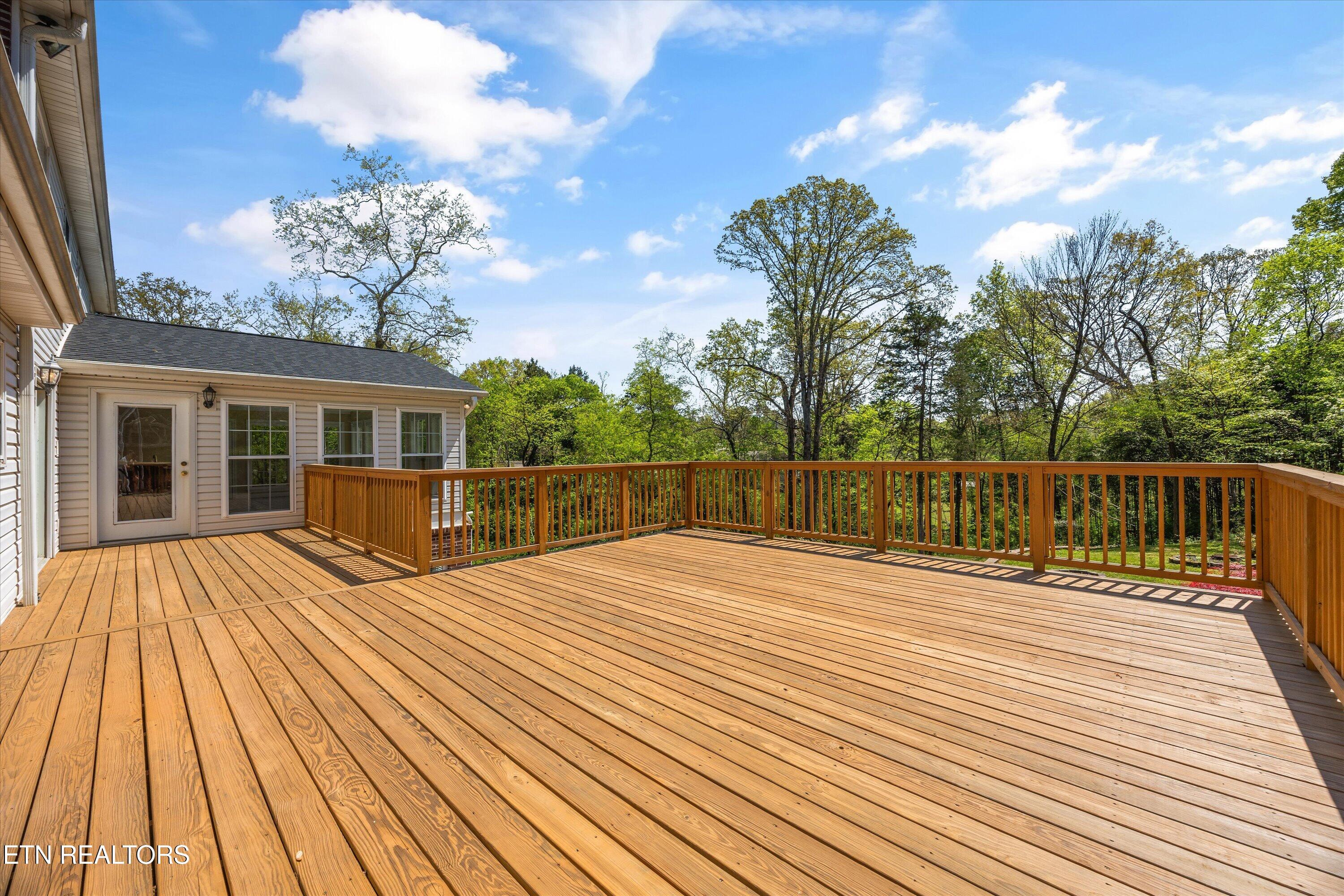 8904 Ormand Lane Knoxville TN 37923