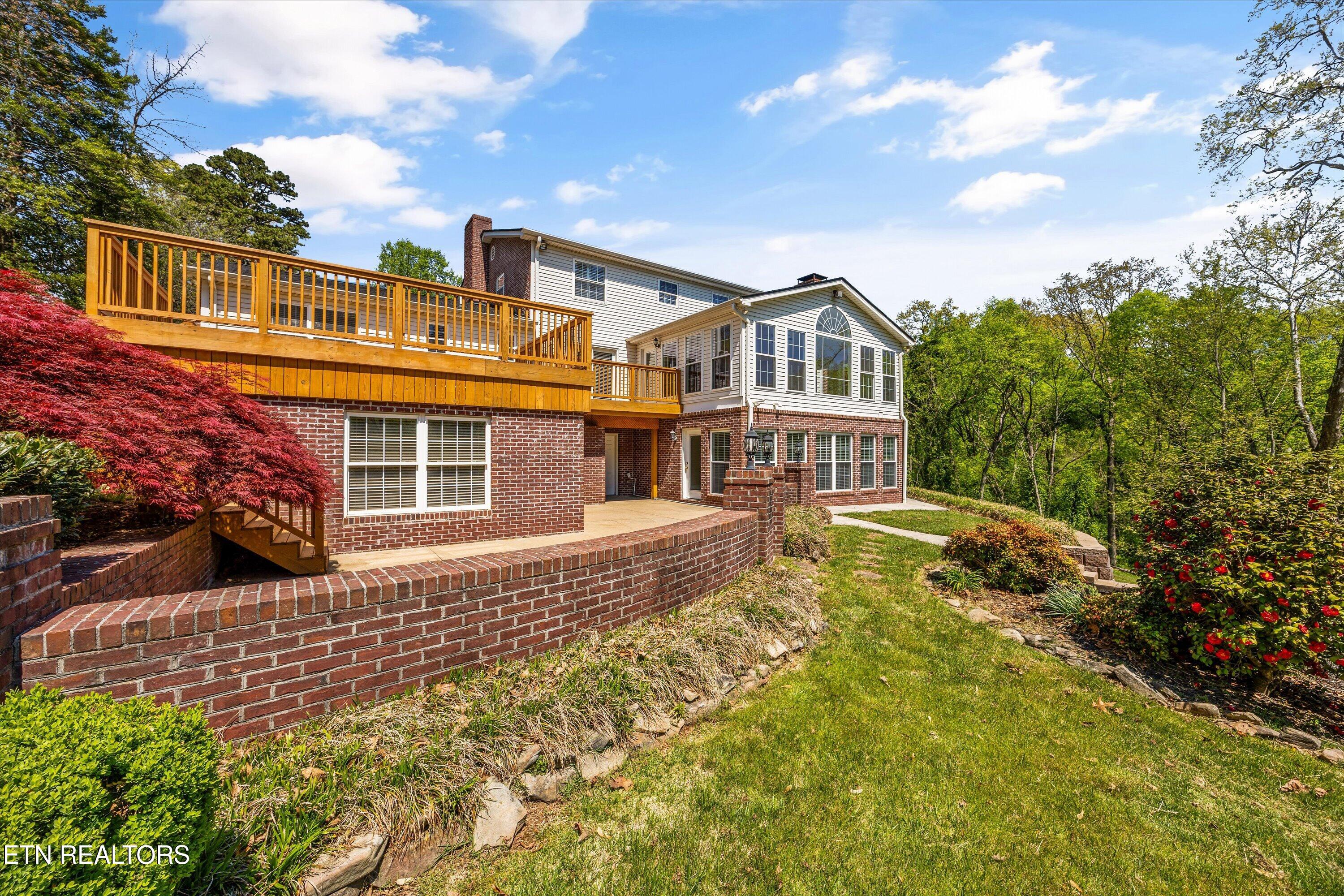 8904 Ormand Lane Knoxville TN 37923