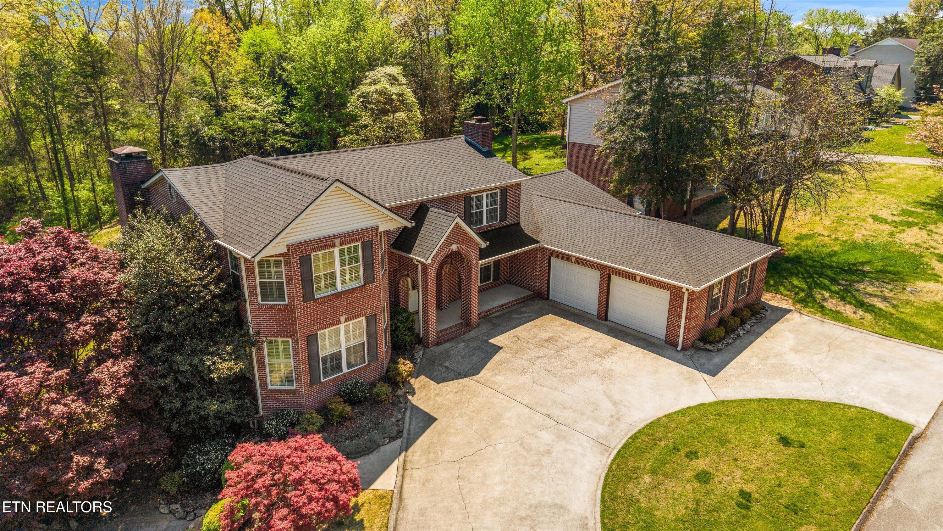 8904 Ormand Lane Knoxville TN 37923