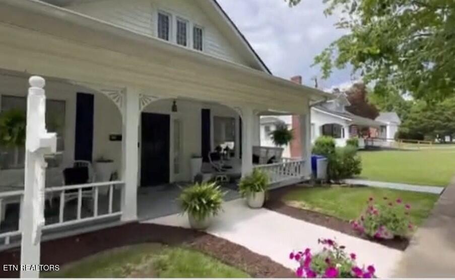 521 Clinton Street Harriman TN 37748
