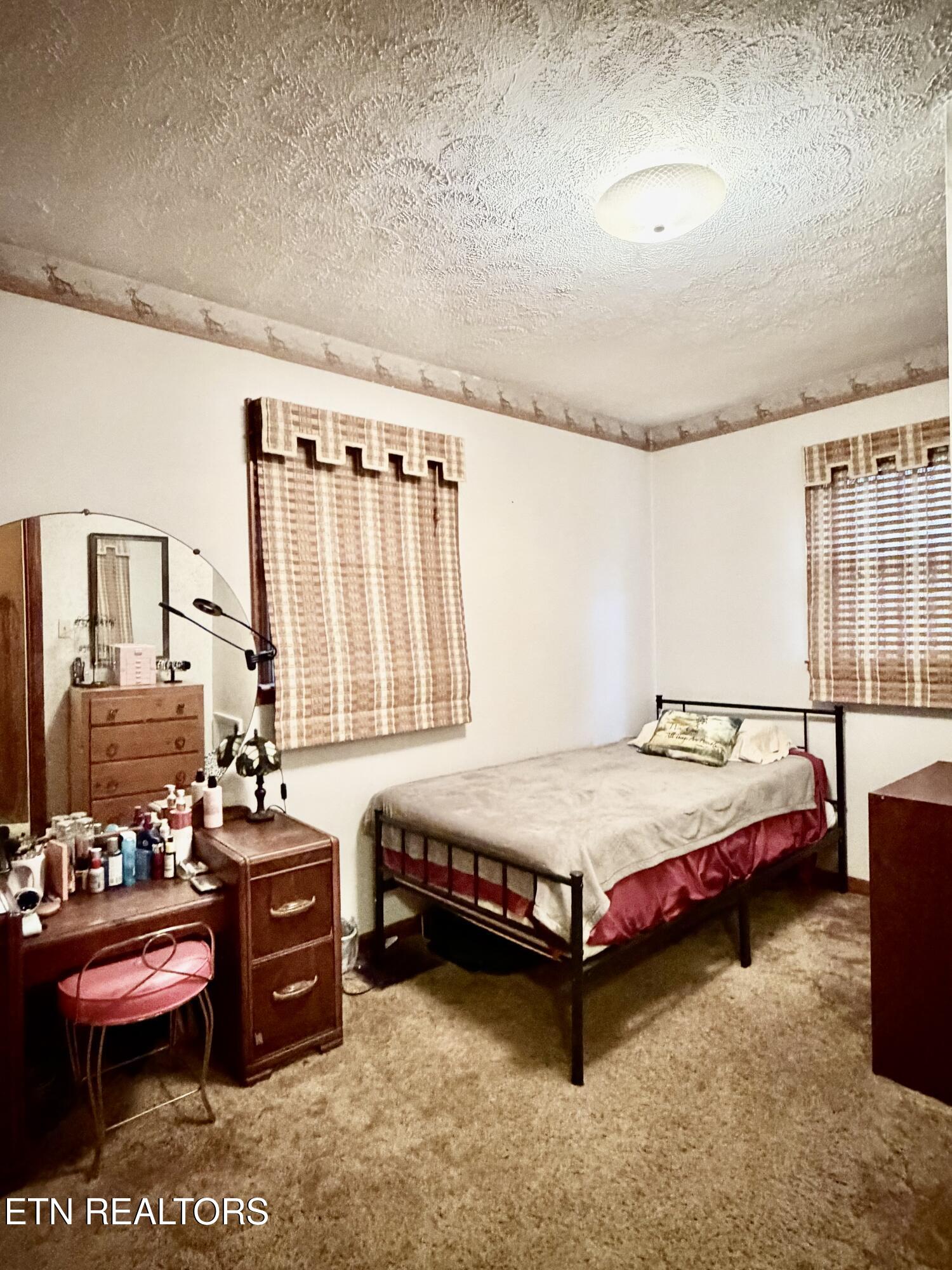 371 Pinecrest Road Jacksboro TN 37757