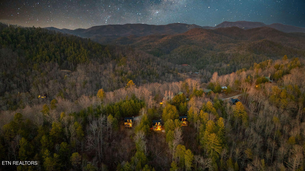4210 Mountain Rest Way Sevierville TN 37876
