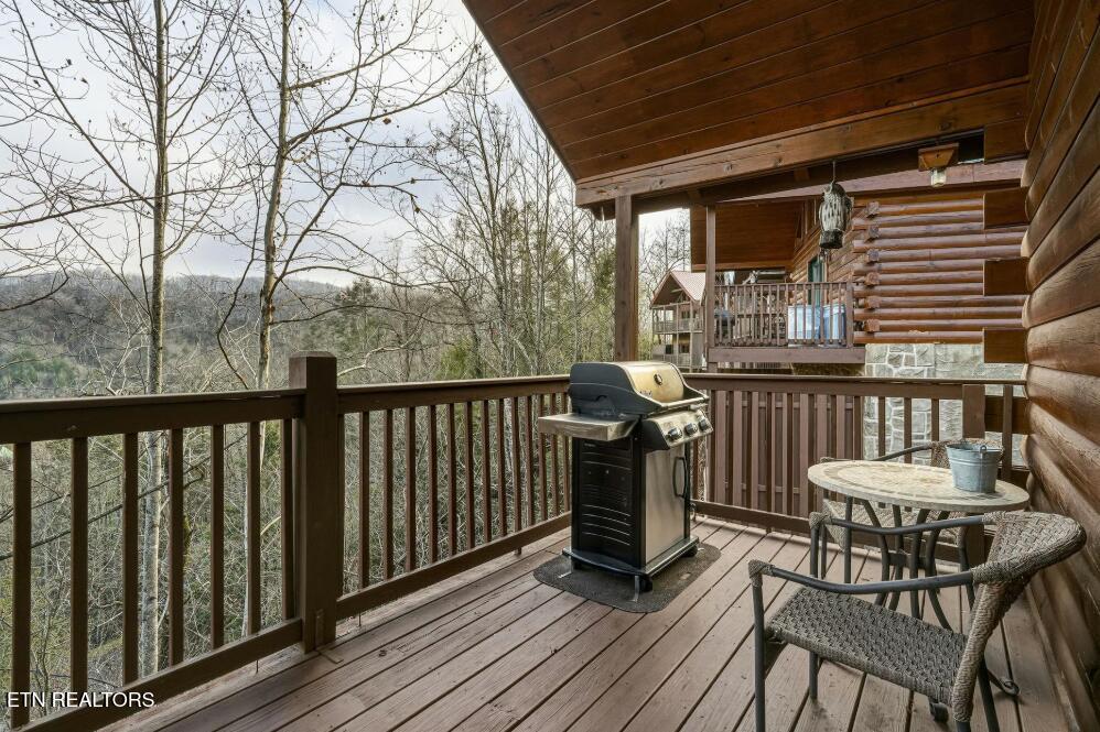 1779 Mountain Shadows Way Gatlinburg TN 37738