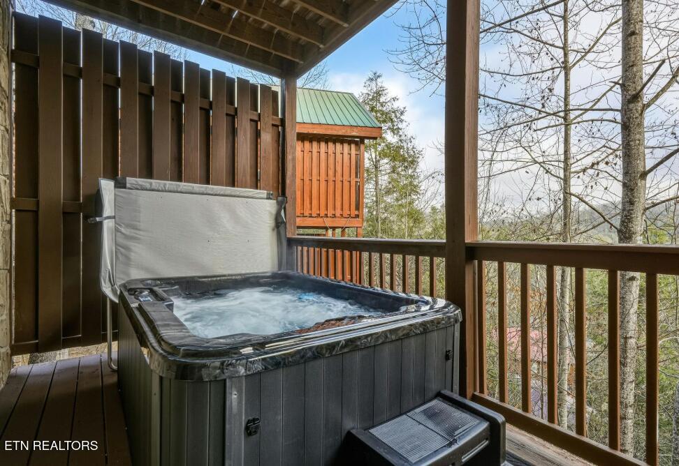 1779 Mountain Shadows Way Gatlinburg TN 37738