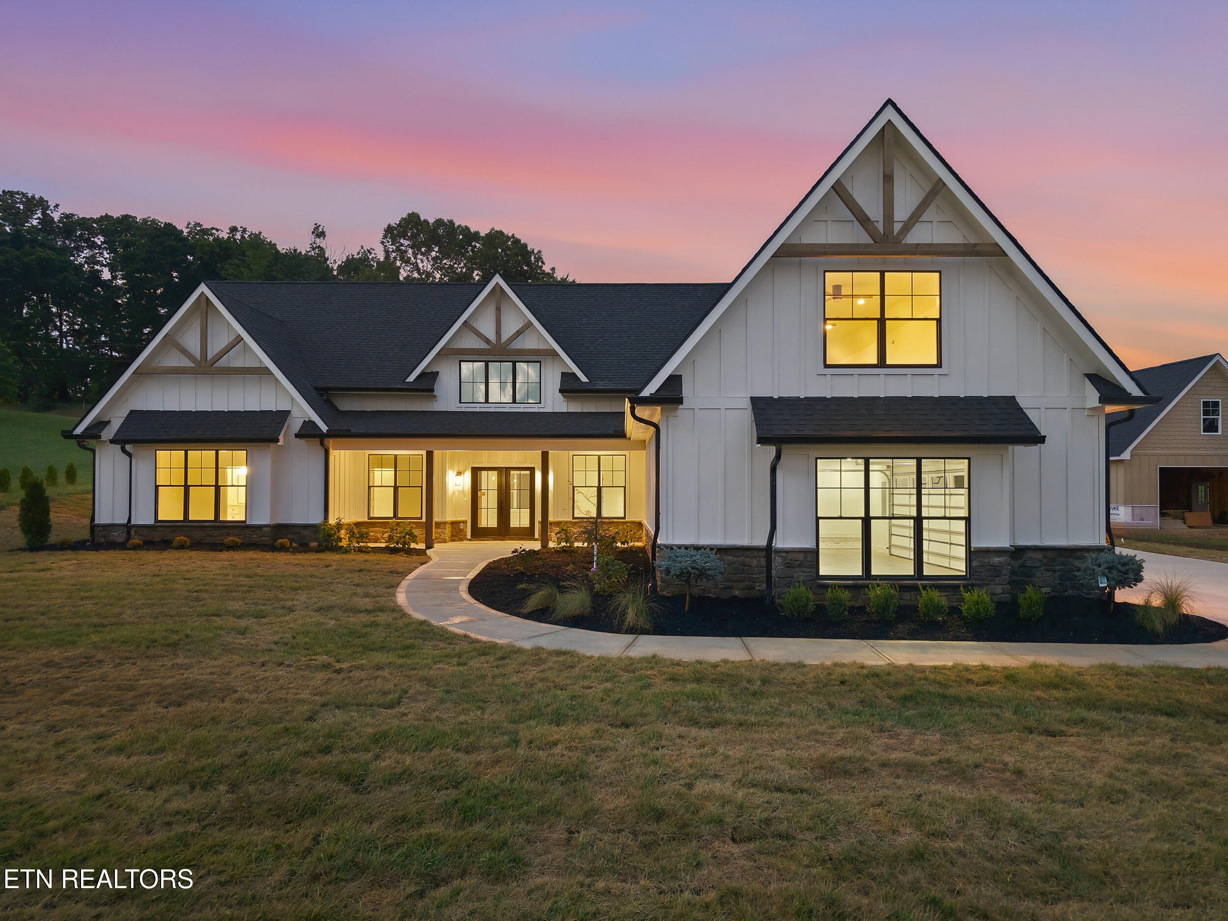 175 Morganton Cove Greenback TN 37742