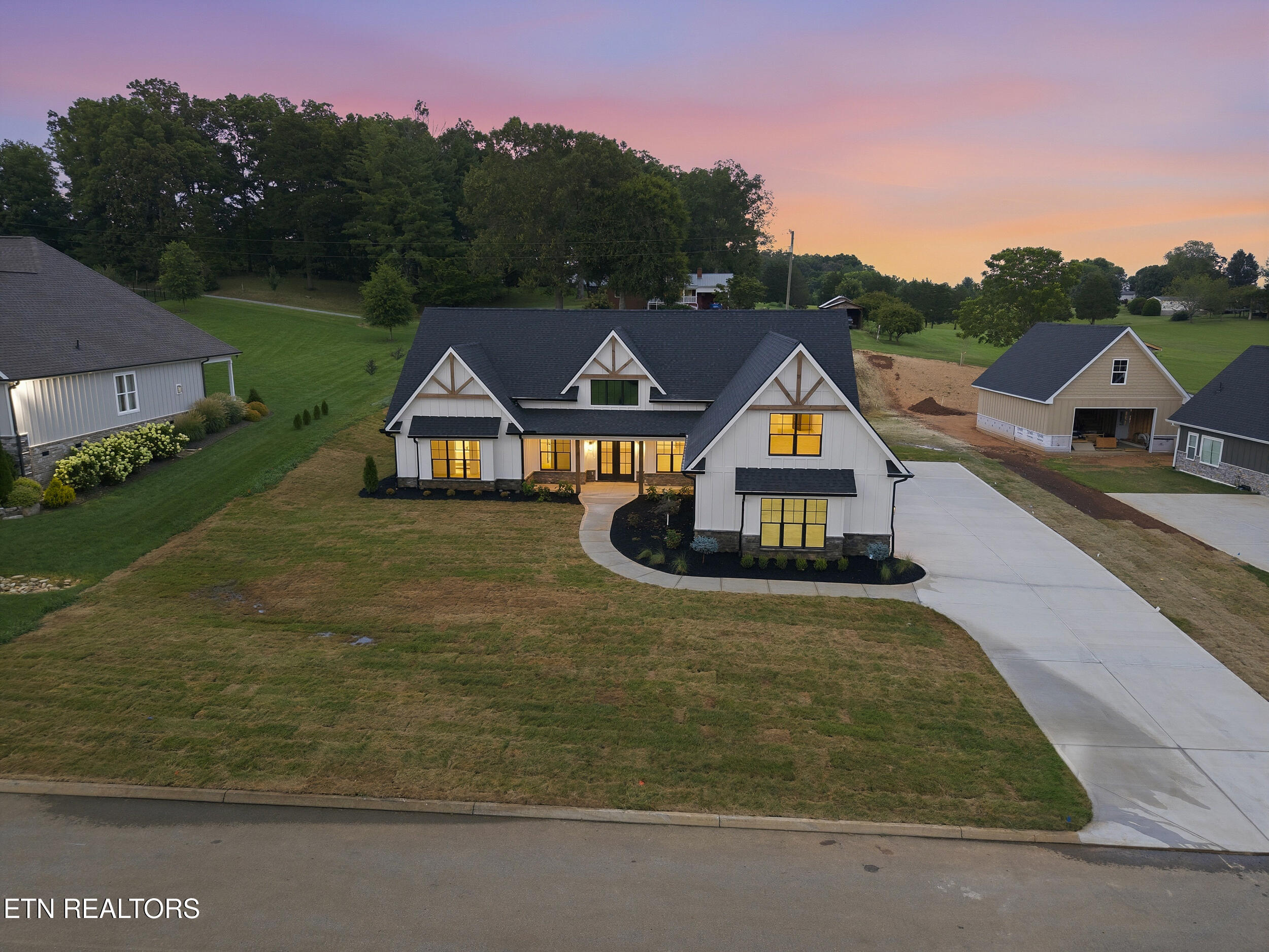 175 Morganton Cove Greenback TN 37742