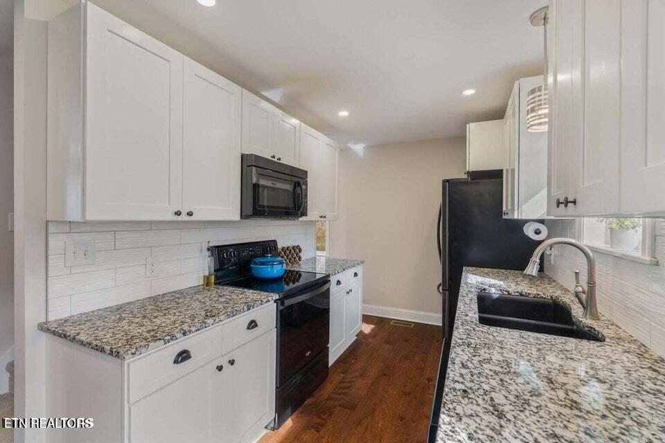 314 W Young High Pike Knoxville TN 37920