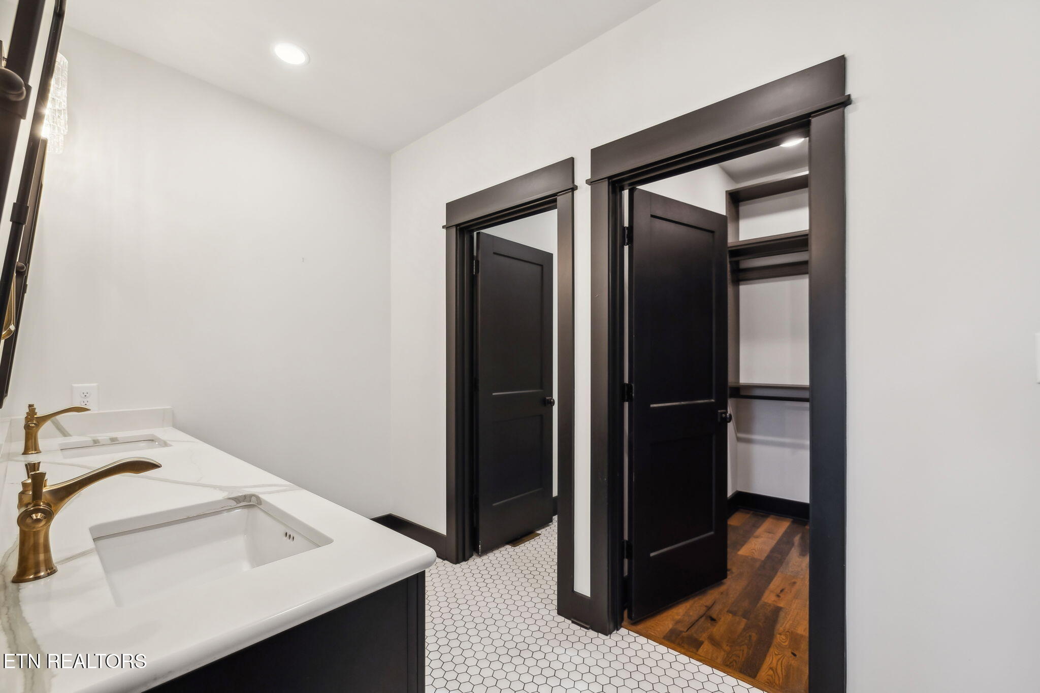 1716 Cades Cove Road Knoxville TN 37922