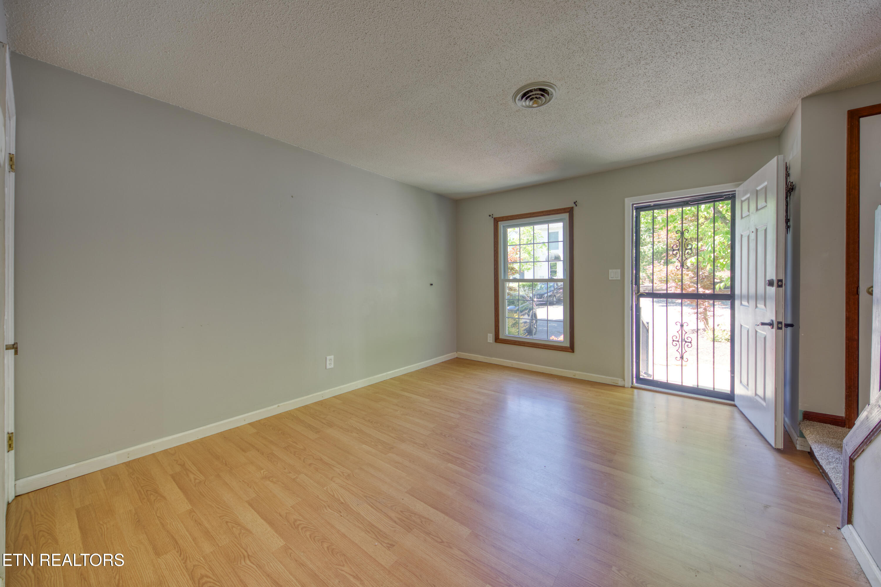 3851 Tambark Drive Knoxville TN 37917