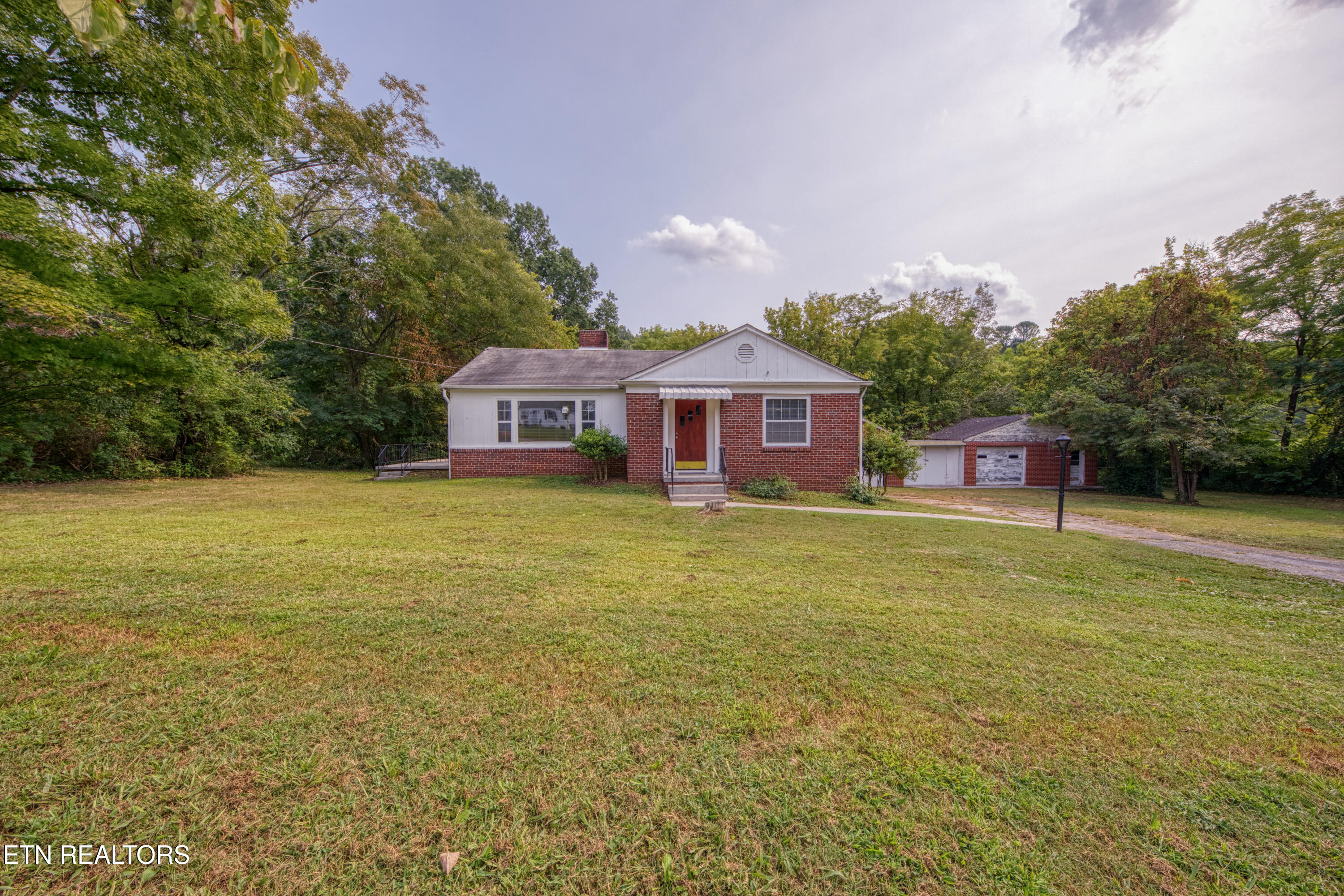 4524 Millertown Pike Knoxville TN 37917
