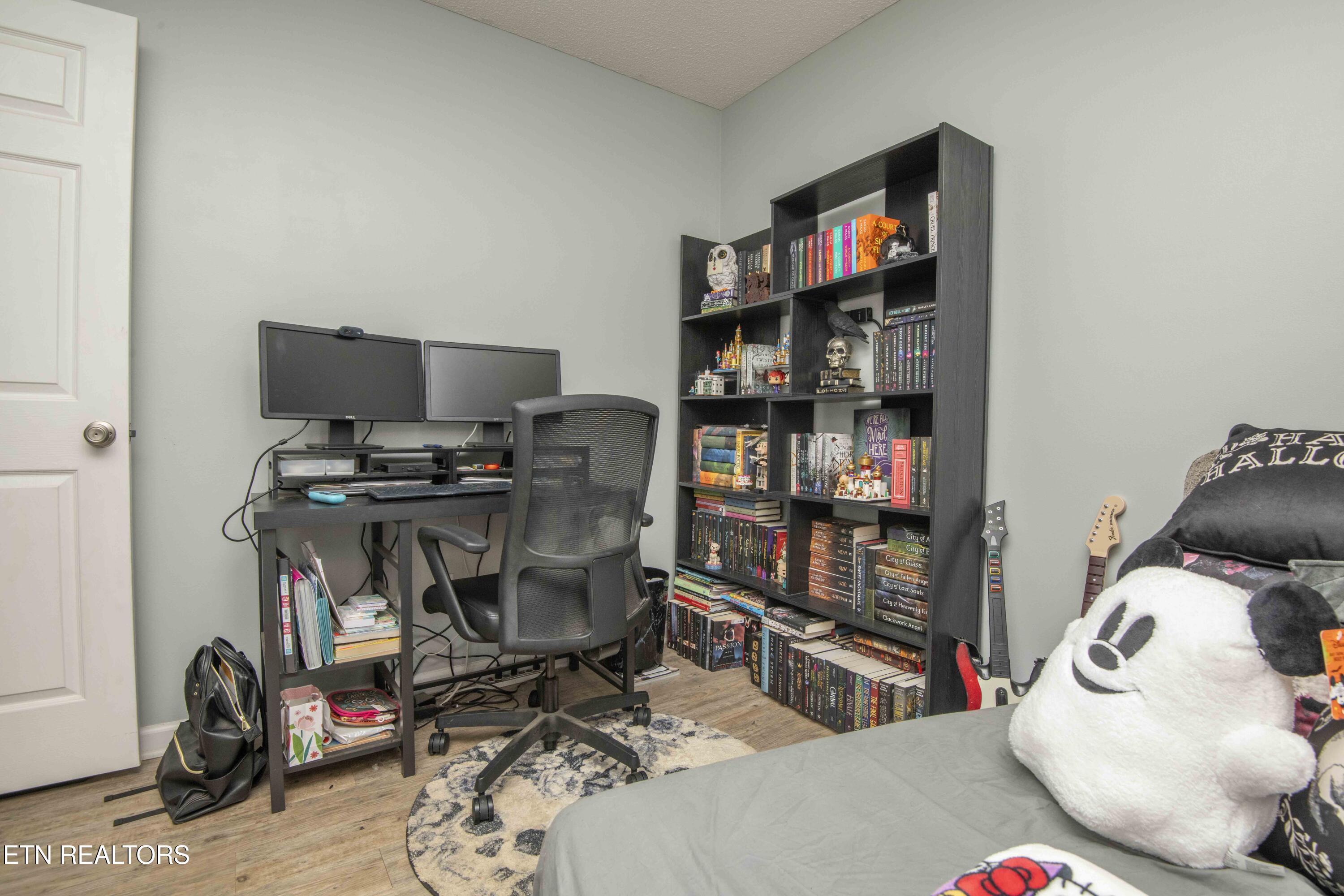 7532 Gary White Road Corryton TN 37721