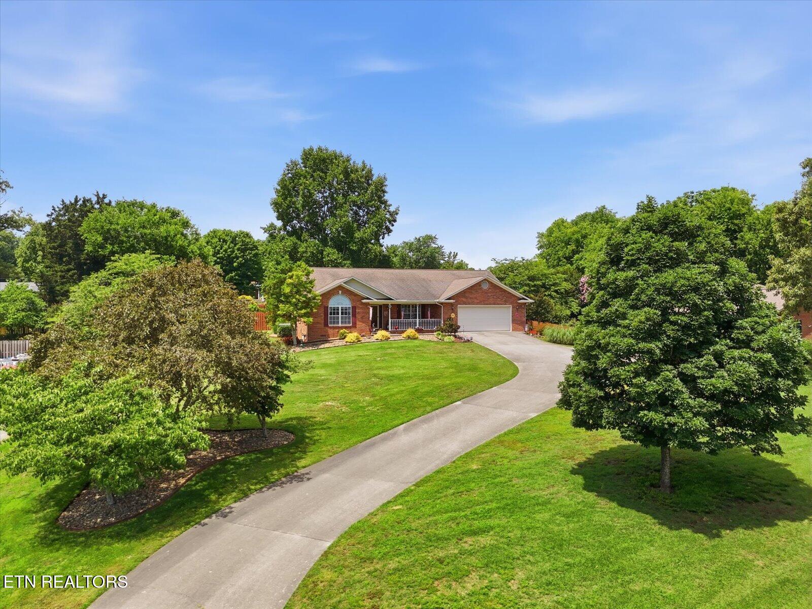 421 Sweet Briar Drive Maryville TN 37804