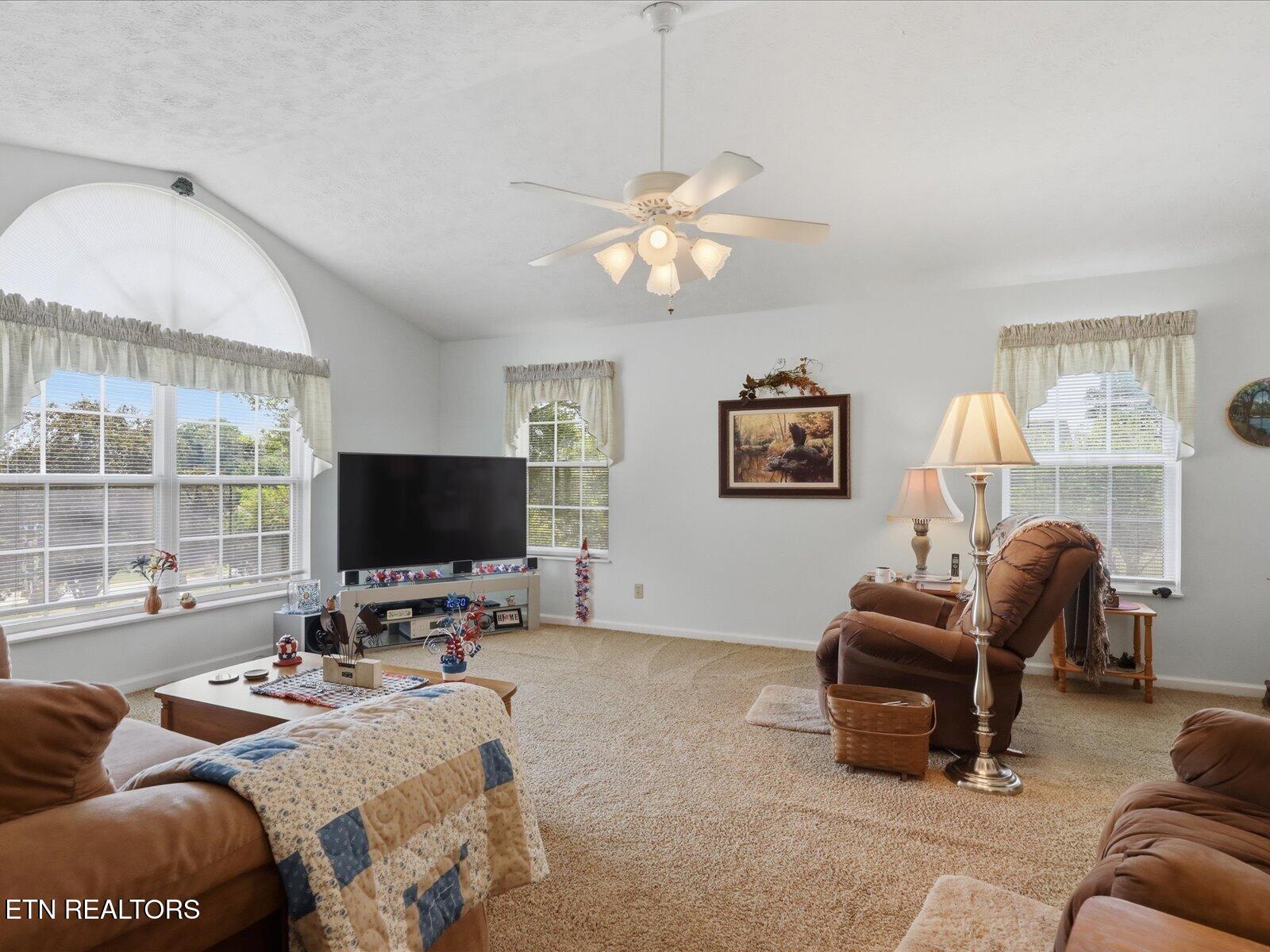 421 Sweet Briar Drive Maryville TN 37804