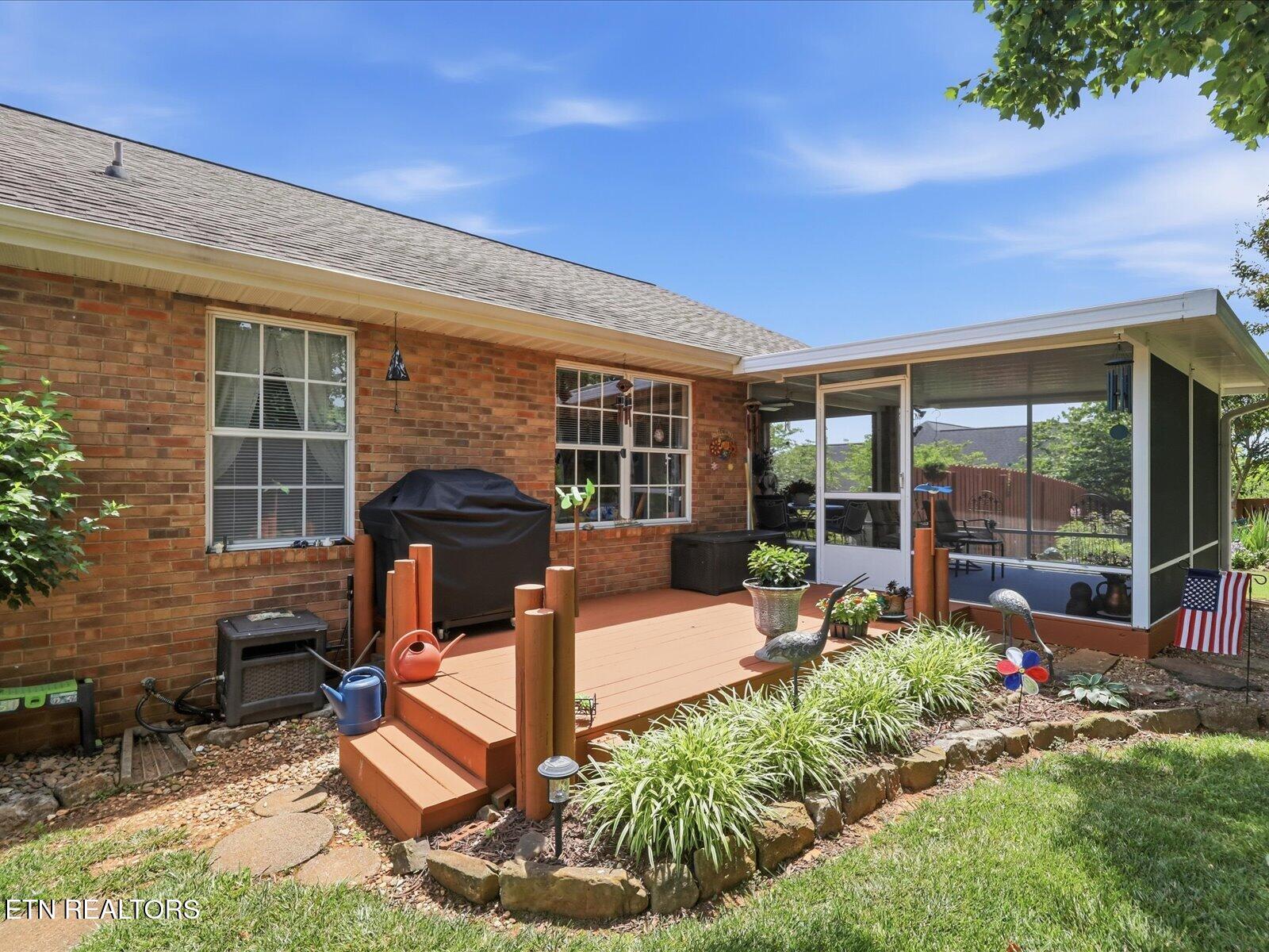 421 Sweet Briar Drive Maryville TN 37804