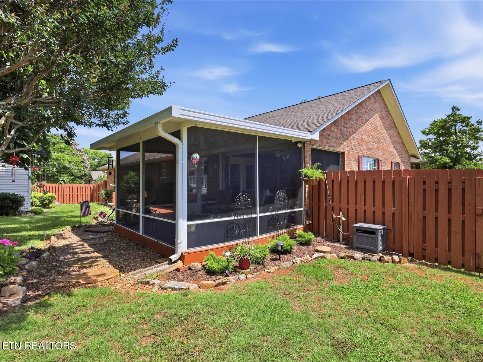 421 Sweet Briar Drive Maryville TN 37804