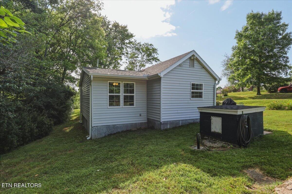 144 County Farm Road Friendsville TN 37737