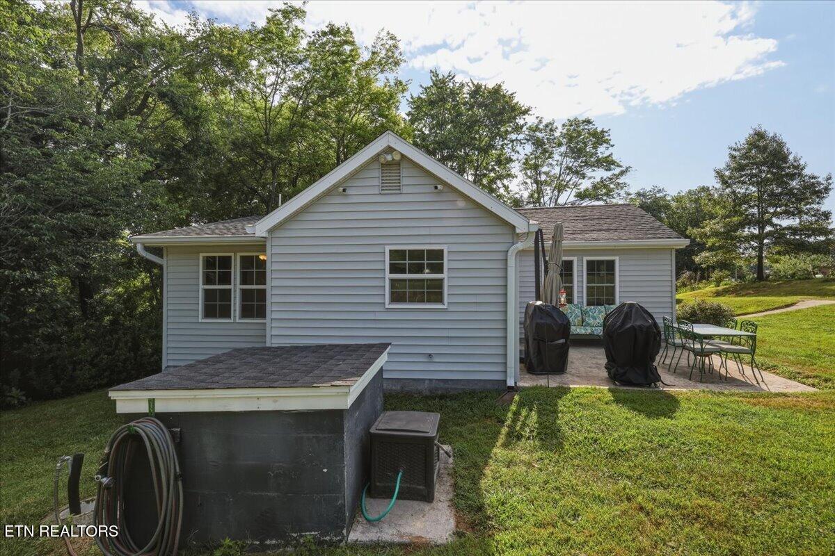 144 County Farm Road Friendsville TN 37737