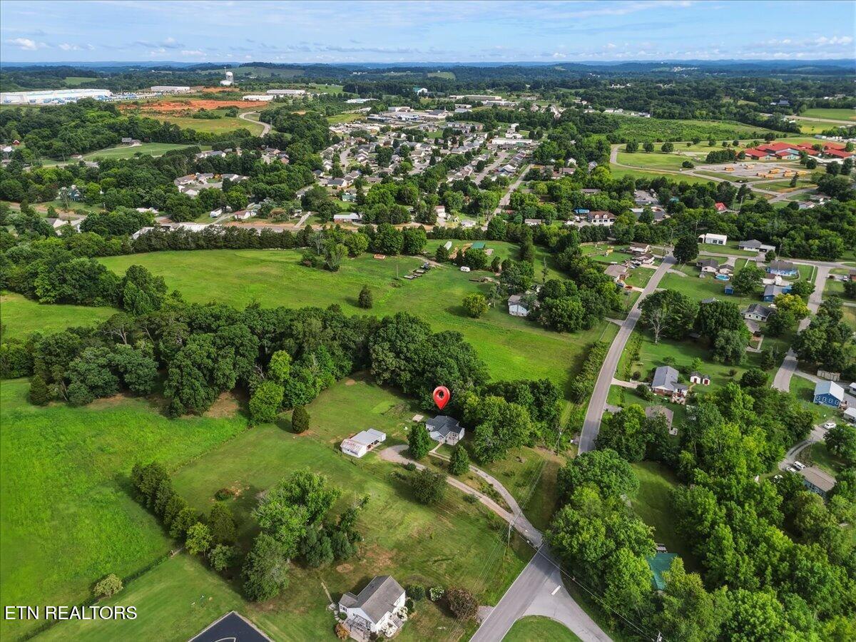 144 County Farm Road Friendsville TN 37737