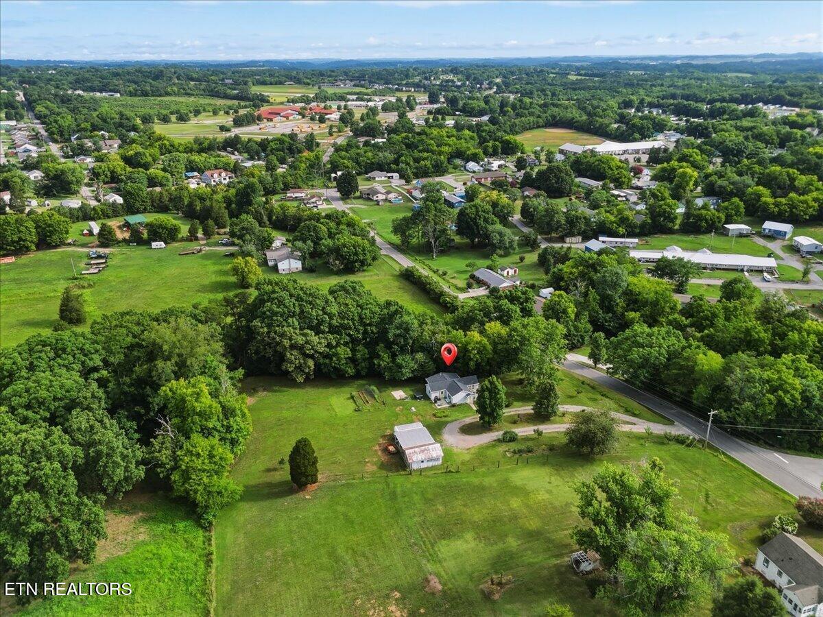 144 County Farm Road Friendsville TN 37737