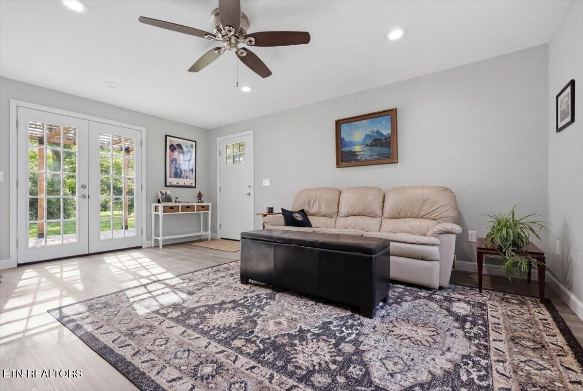 144 County Farm Road Friendsville TN 37737