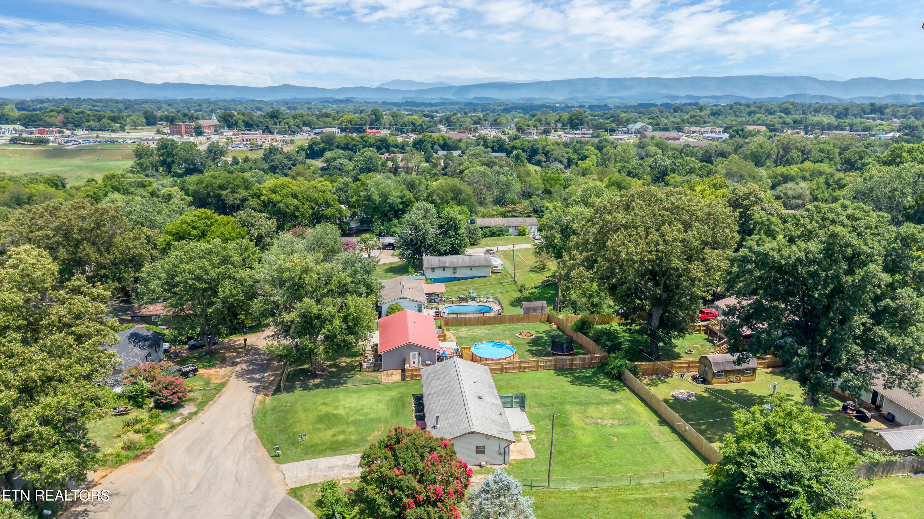 408 Ocoee Drive Maryville TN 37801