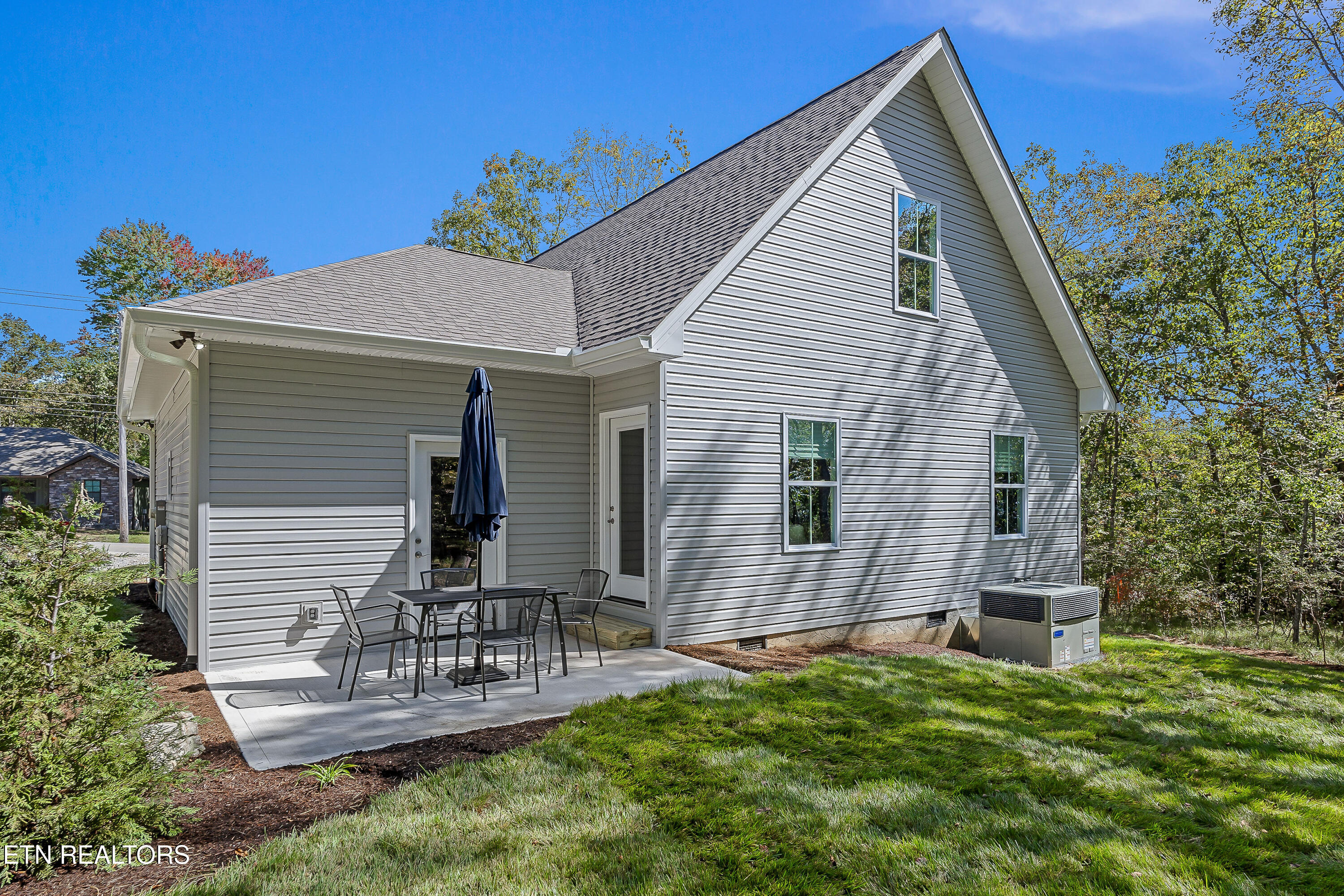 212 Westchester Drive Crossville TN 38558
