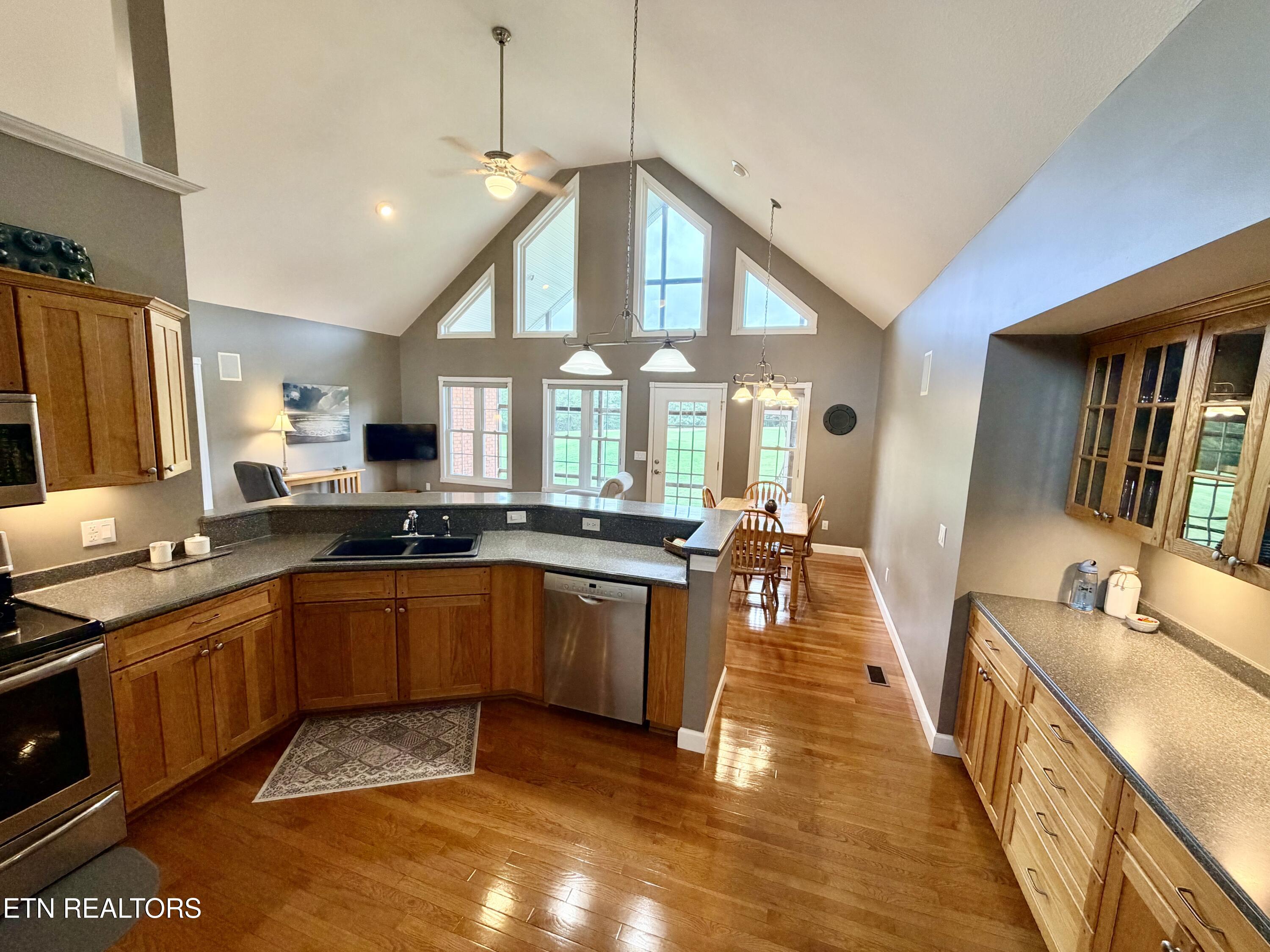 252 Links Court Tazewell TN 37879