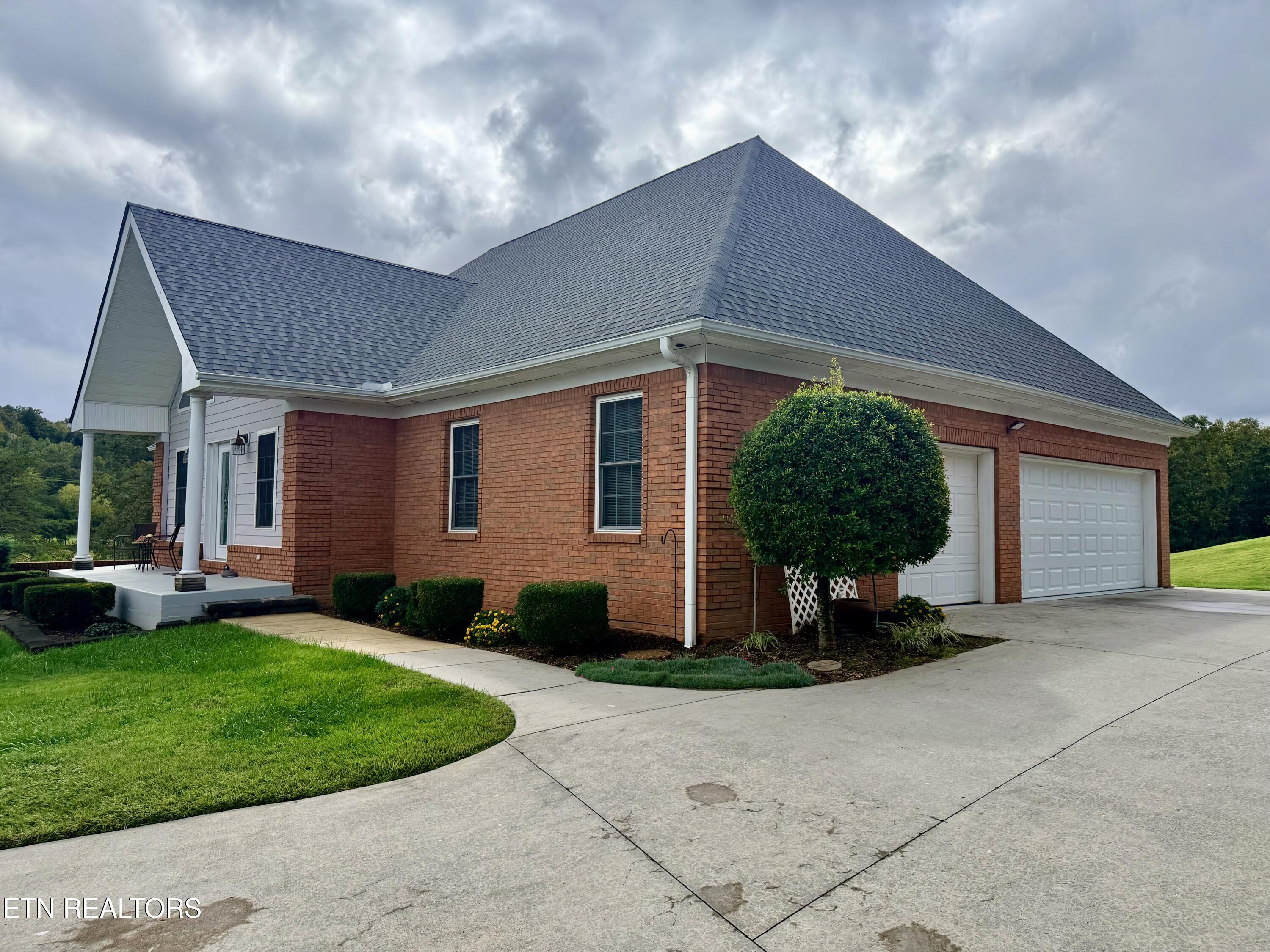 252 Links Court Tazewell TN 37879