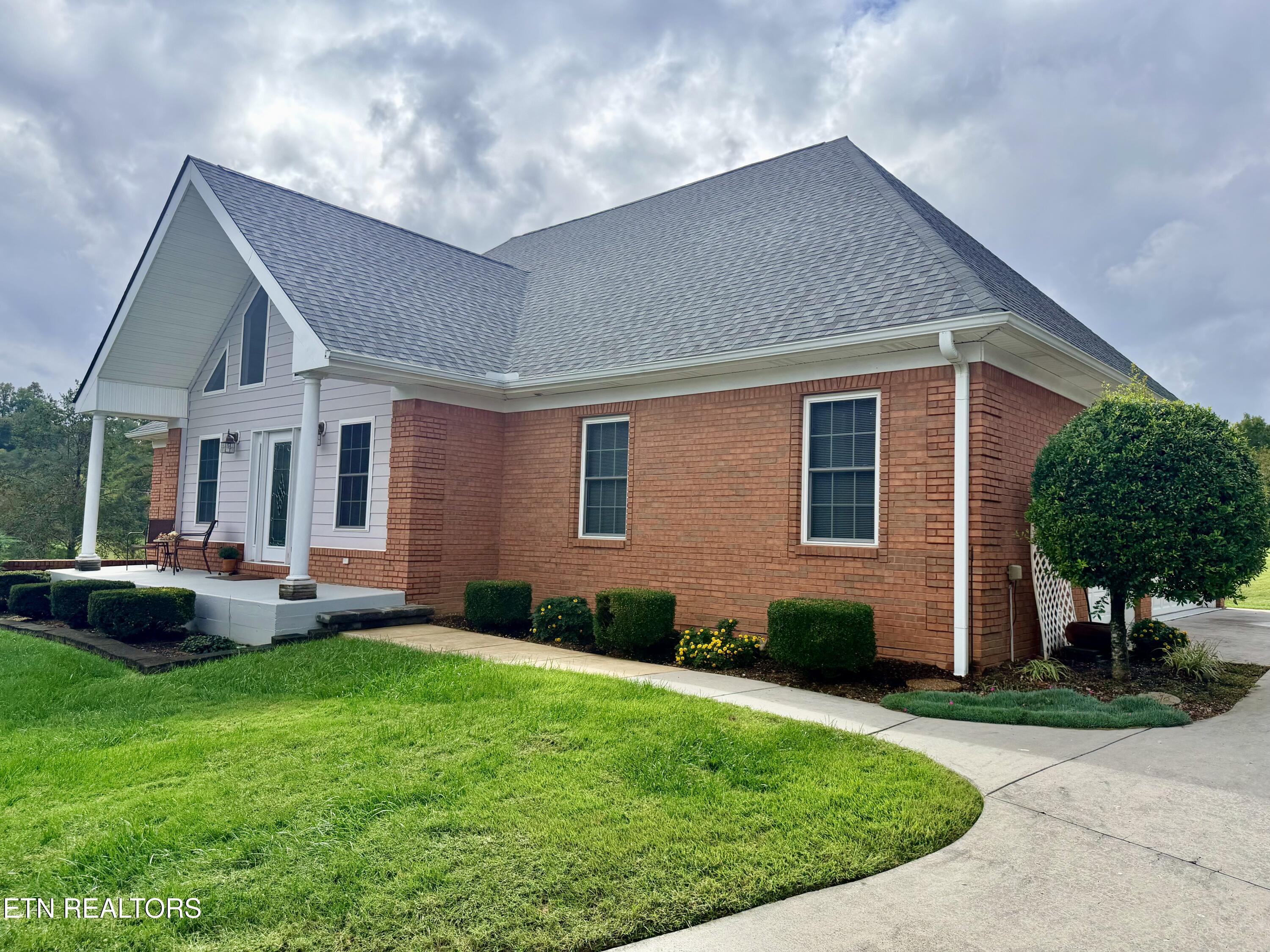 252 Links Court Tazewell TN 37879