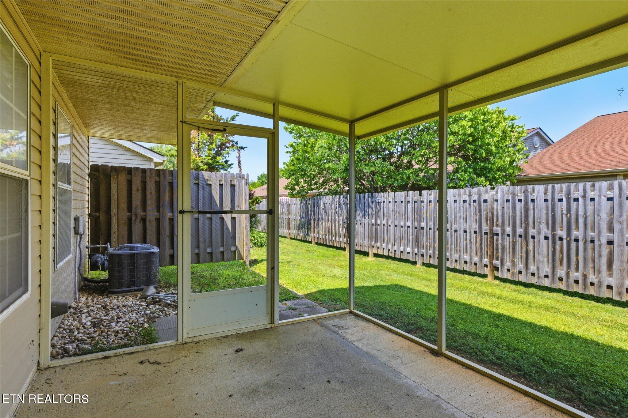 10021 Gate Post Way Knoxville TN 37931