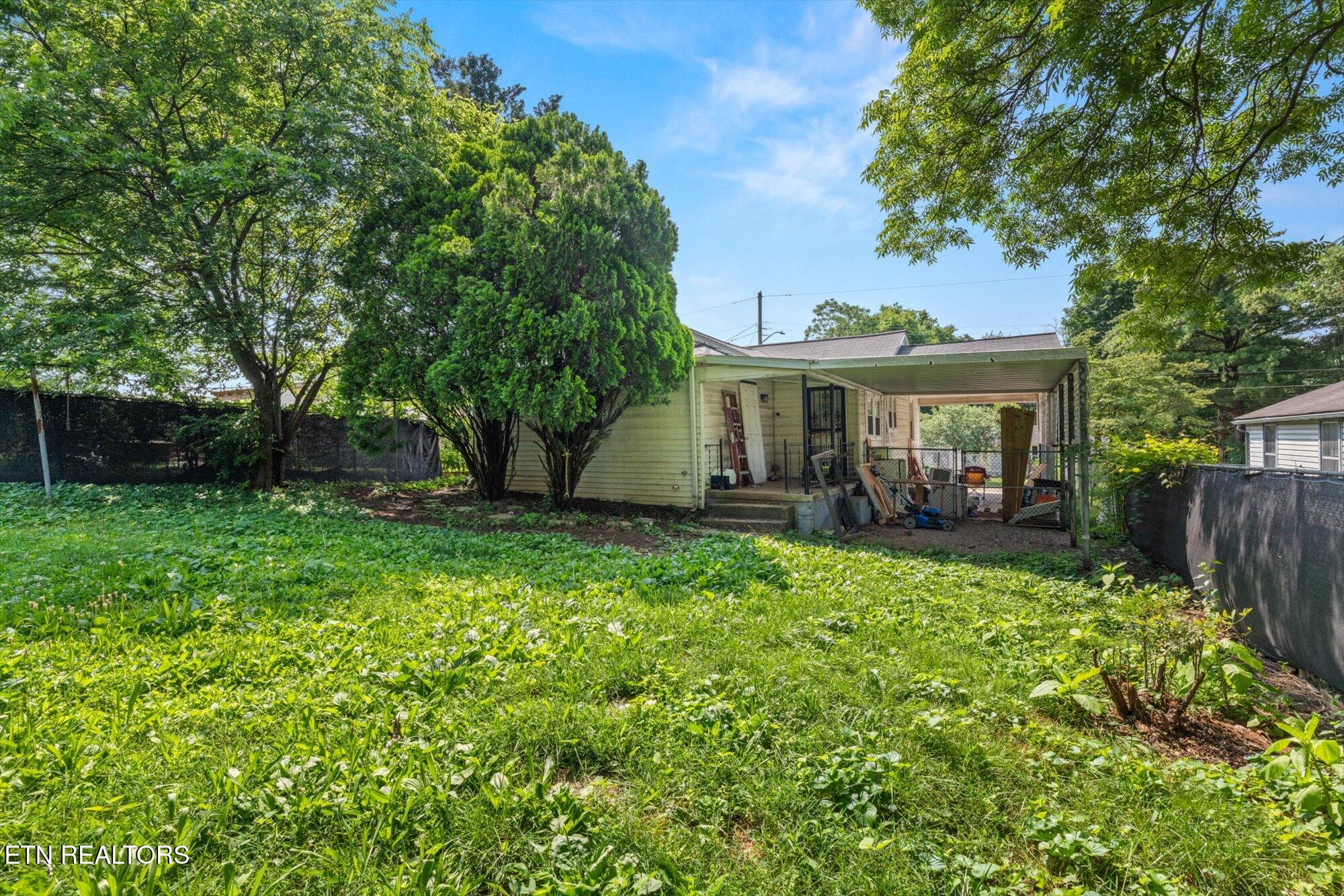 2415 Brown Avenue Knoxville TN 37917