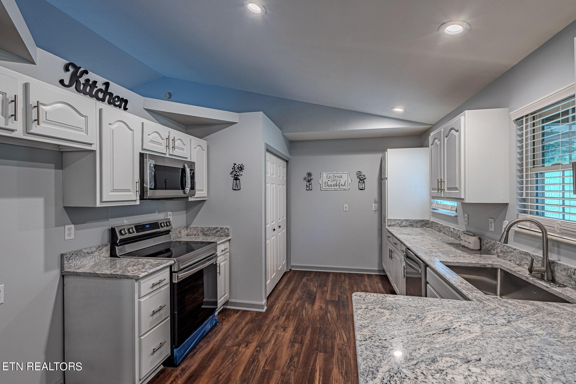 351 Misty Ridge Way Lenoir City TN 37772