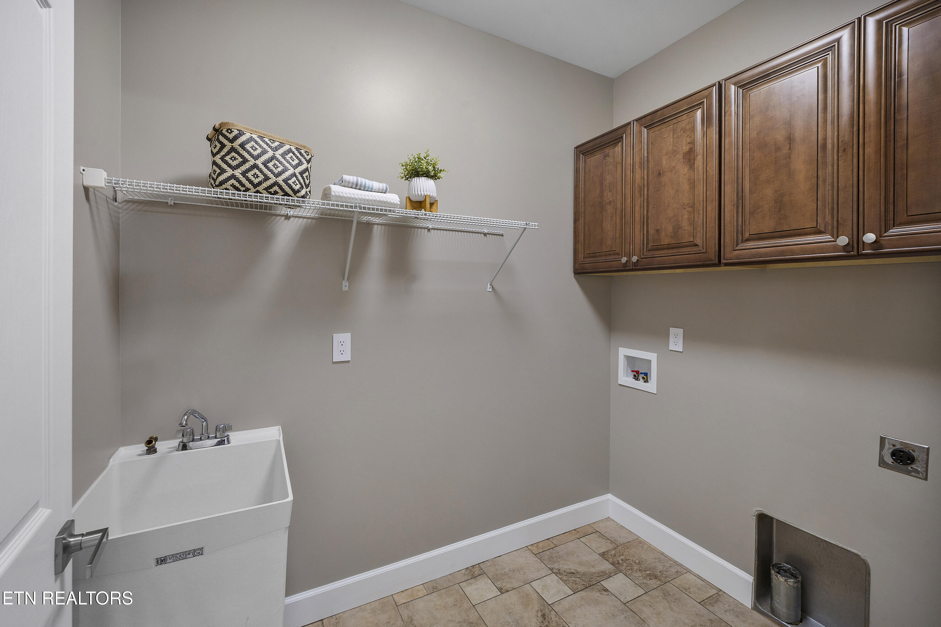 417 Londonderry Lane Maryville TN 37803
