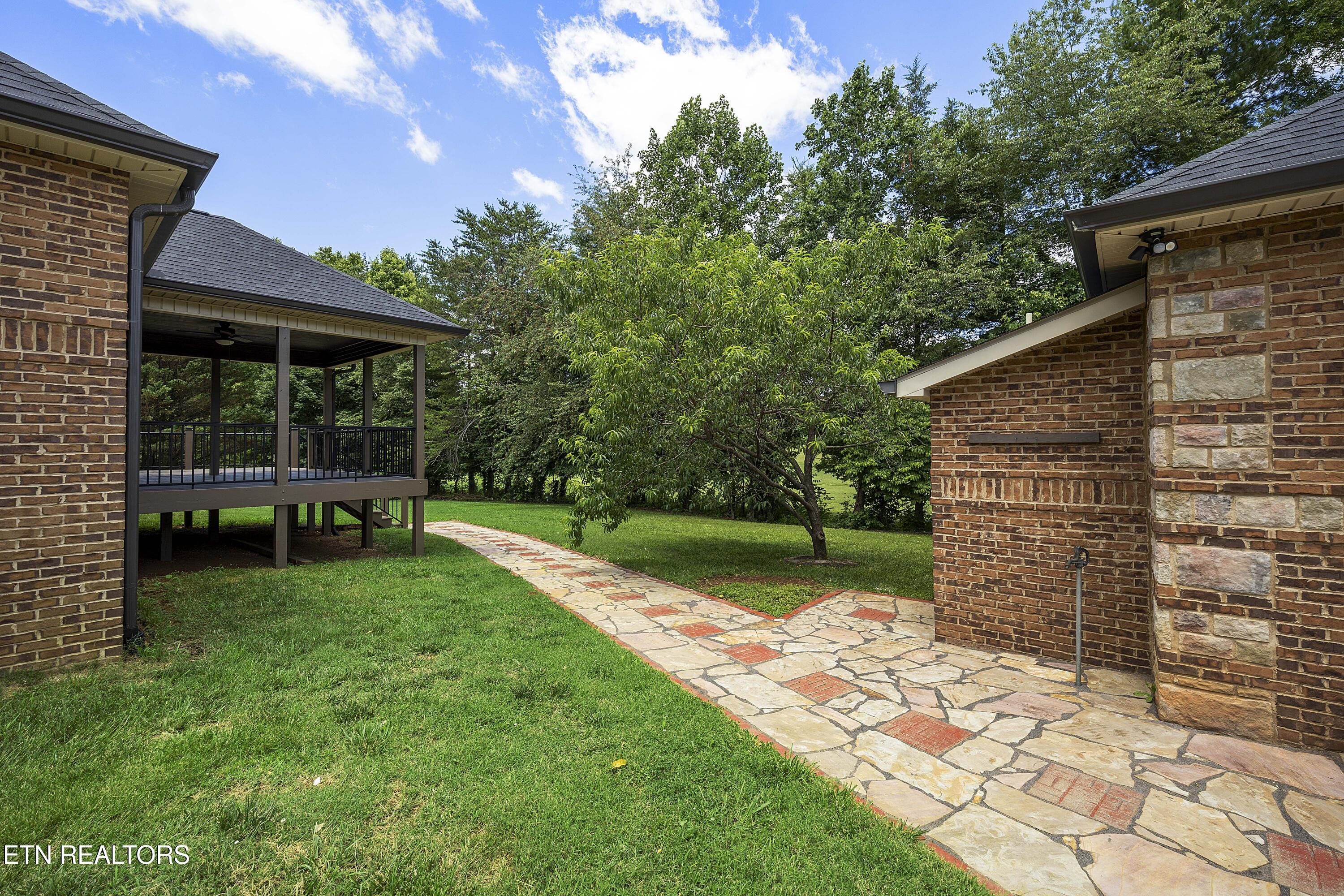 417 Londonderry Lane Maryville TN 37803