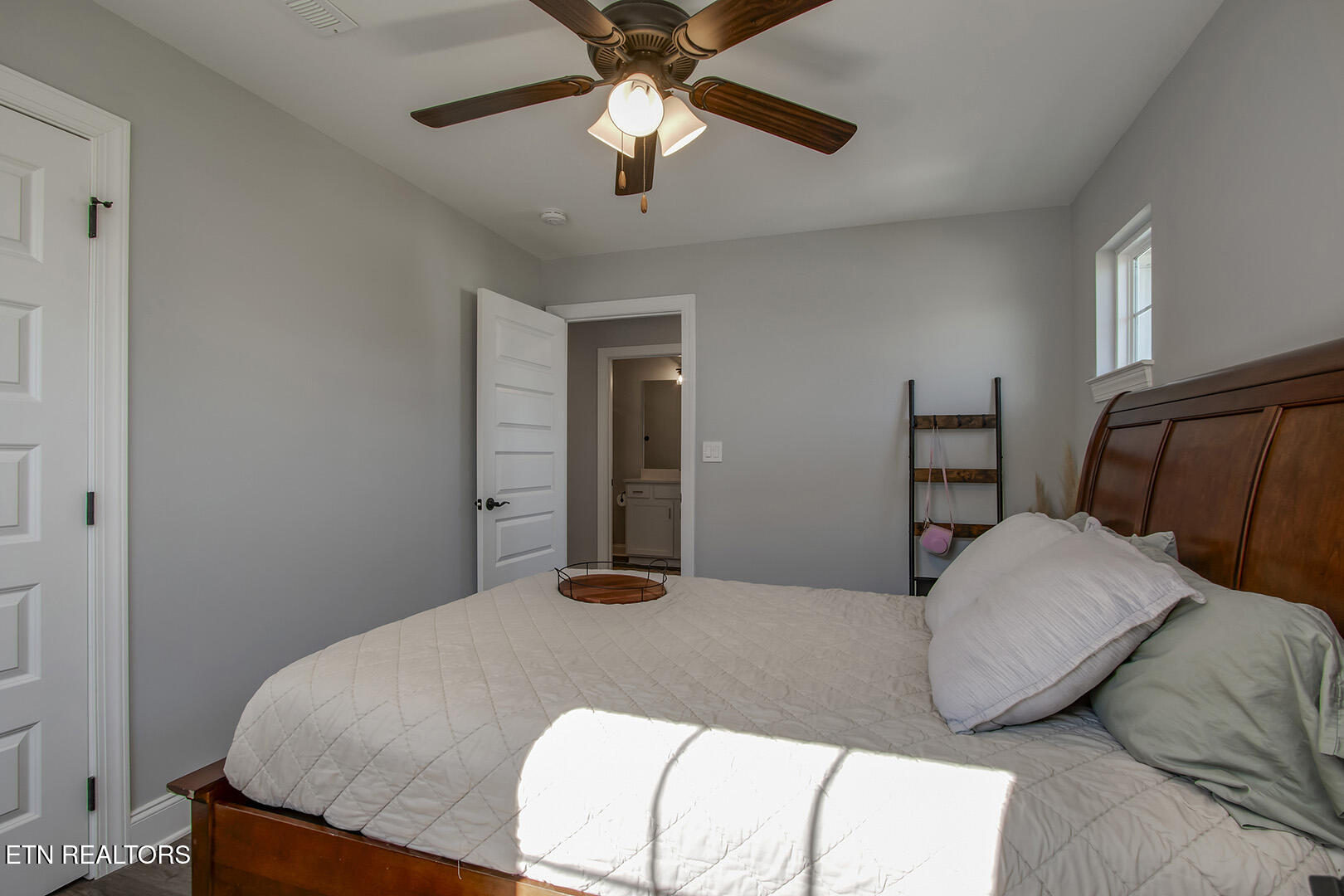1628 Spring Berry Lane Knoxville TN 37924
