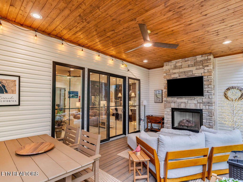 106 Daksi Way Loudon TN 37774