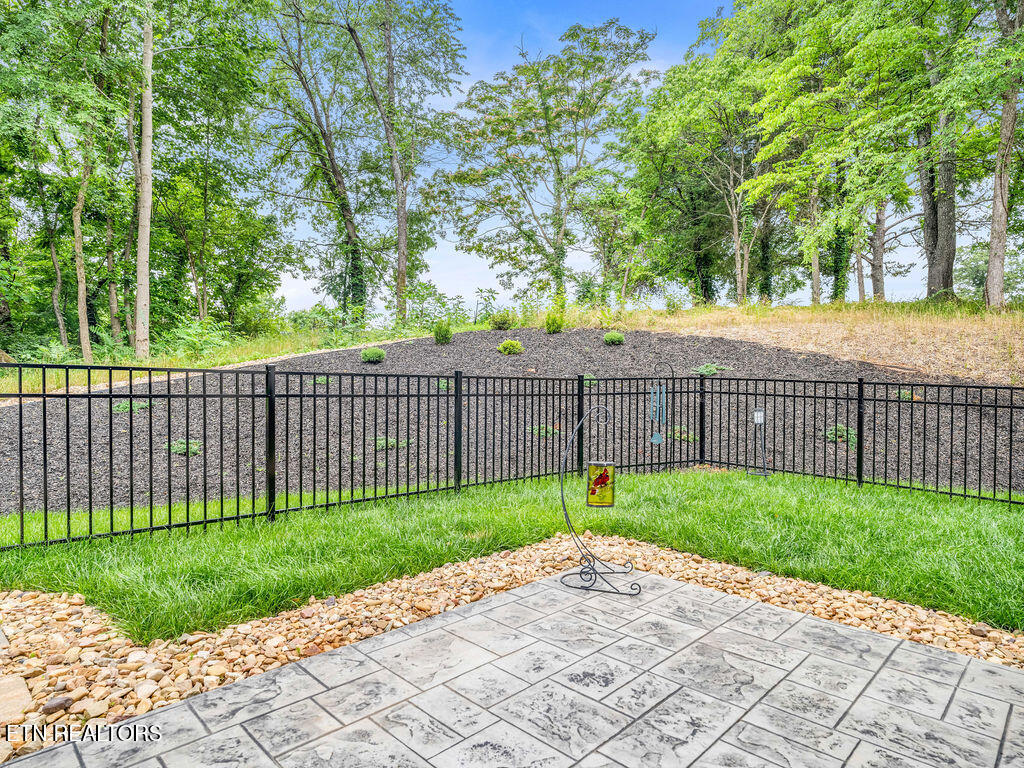 106 Daksi Way Loudon TN 37774