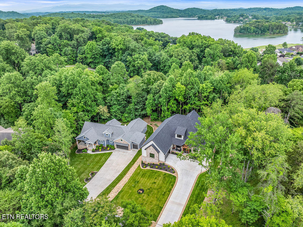 106 Daksi Way Loudon TN 37774