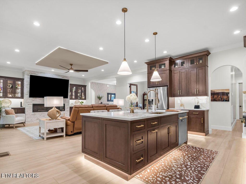106 Daksi Way Loudon TN 37774