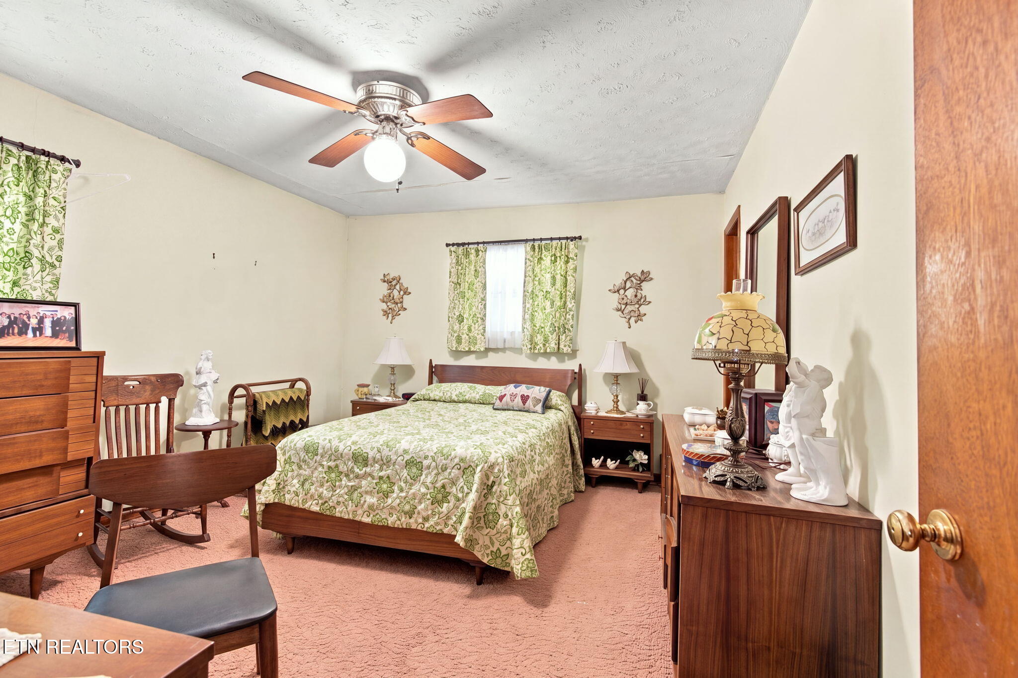 209 Oak Street Jellico TN 37762