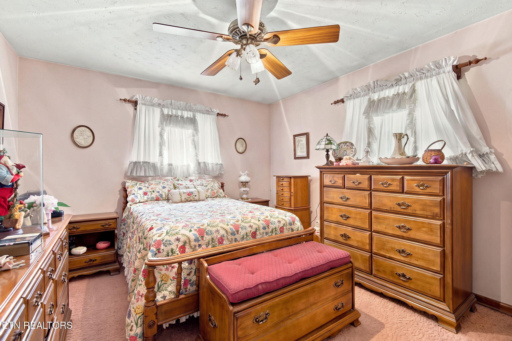 209 Oak Street Jellico TN 37762