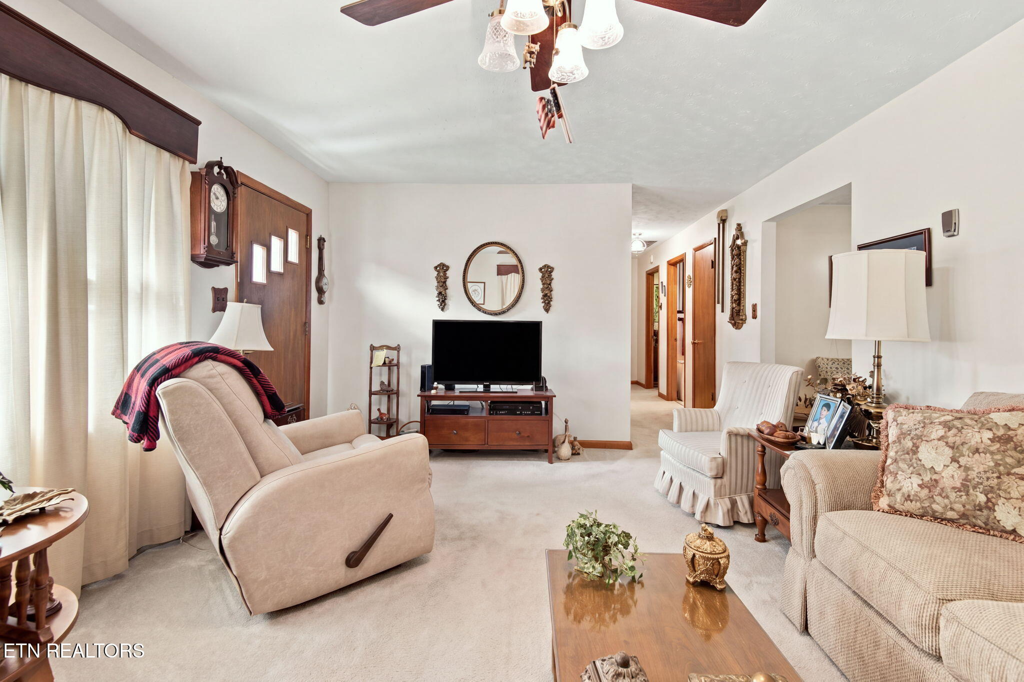 209 Oak Street Jellico TN 37762