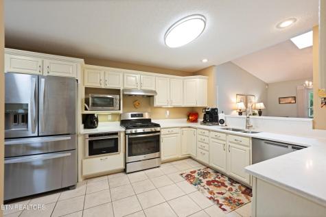 13 Kent Court Crossville TN 38558
