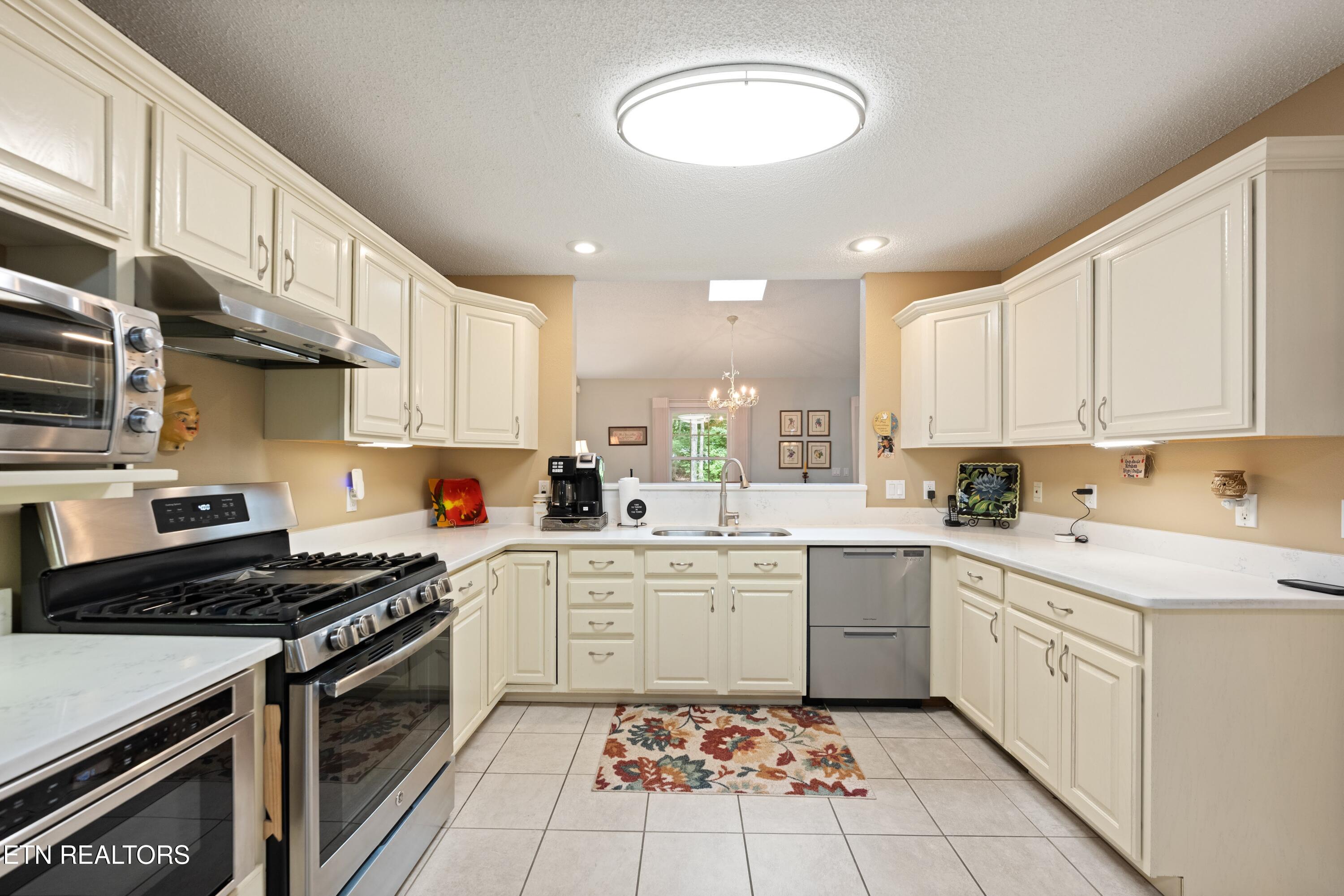 13 Kent Court Crossville TN 38558