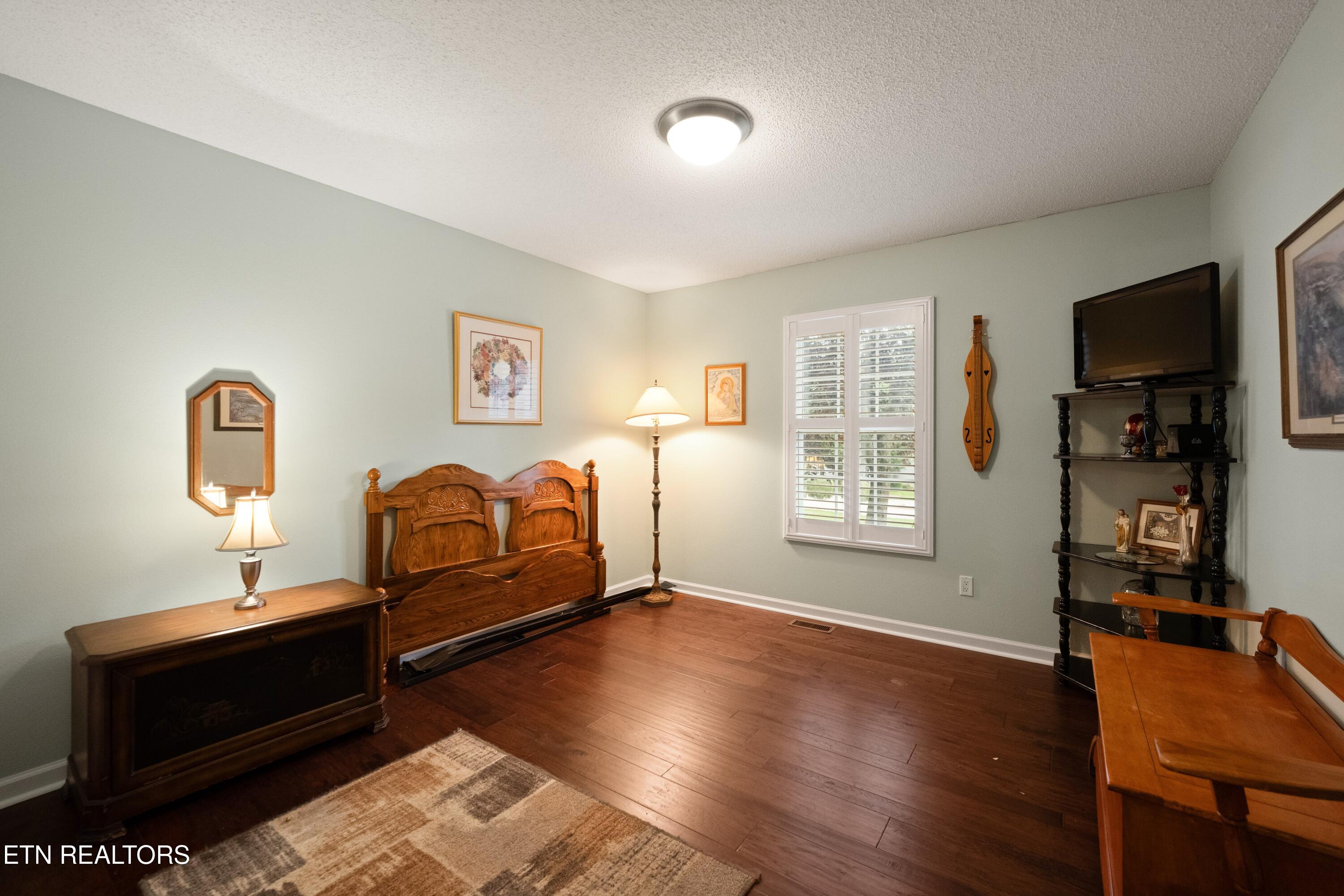 13 Kent Court Crossville TN 38558